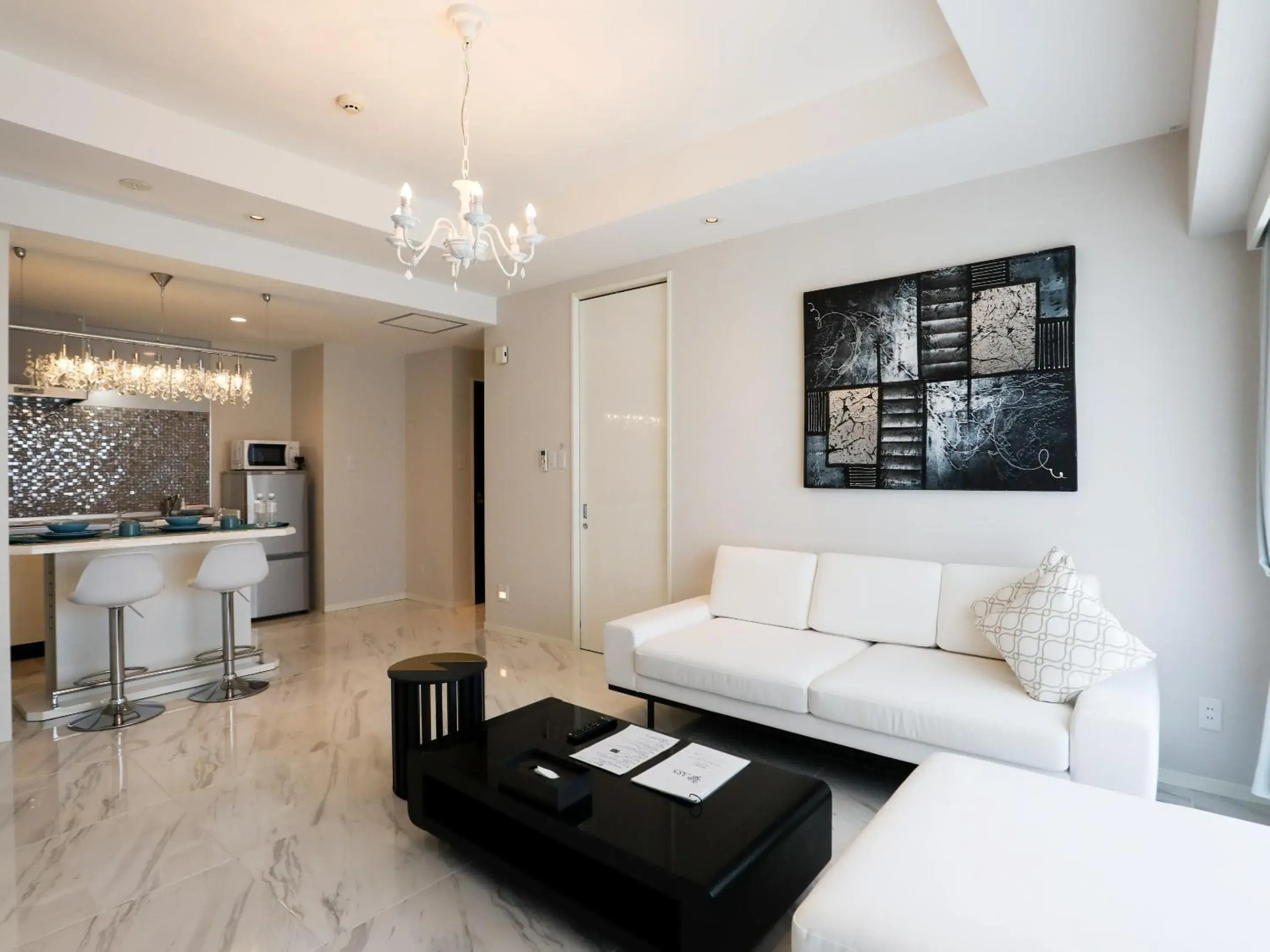 Junior Suite with Balcony in Hotel 385 Junior Suite with Balcony in Hotel 385