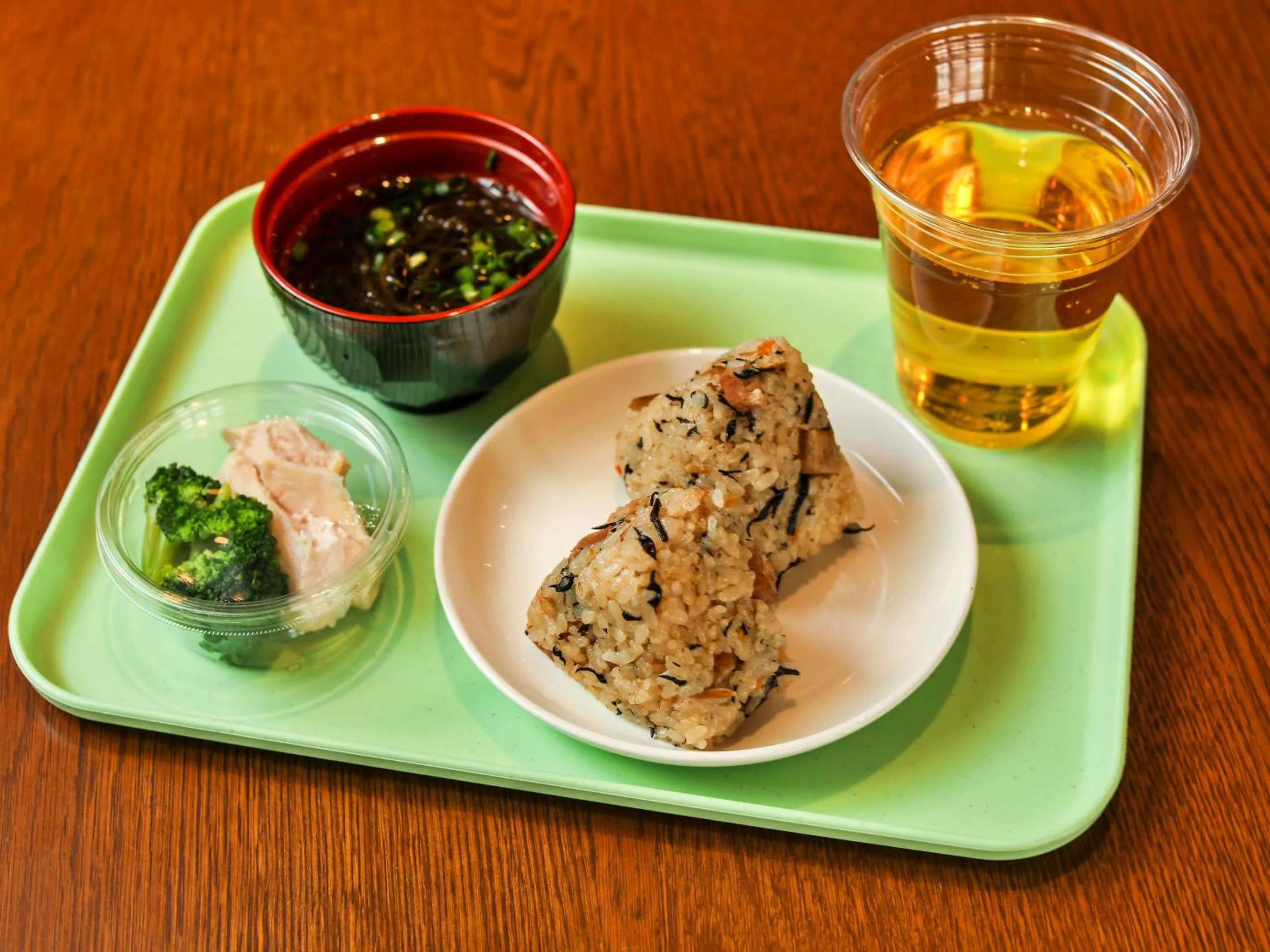 Breakfast in Hotel 385