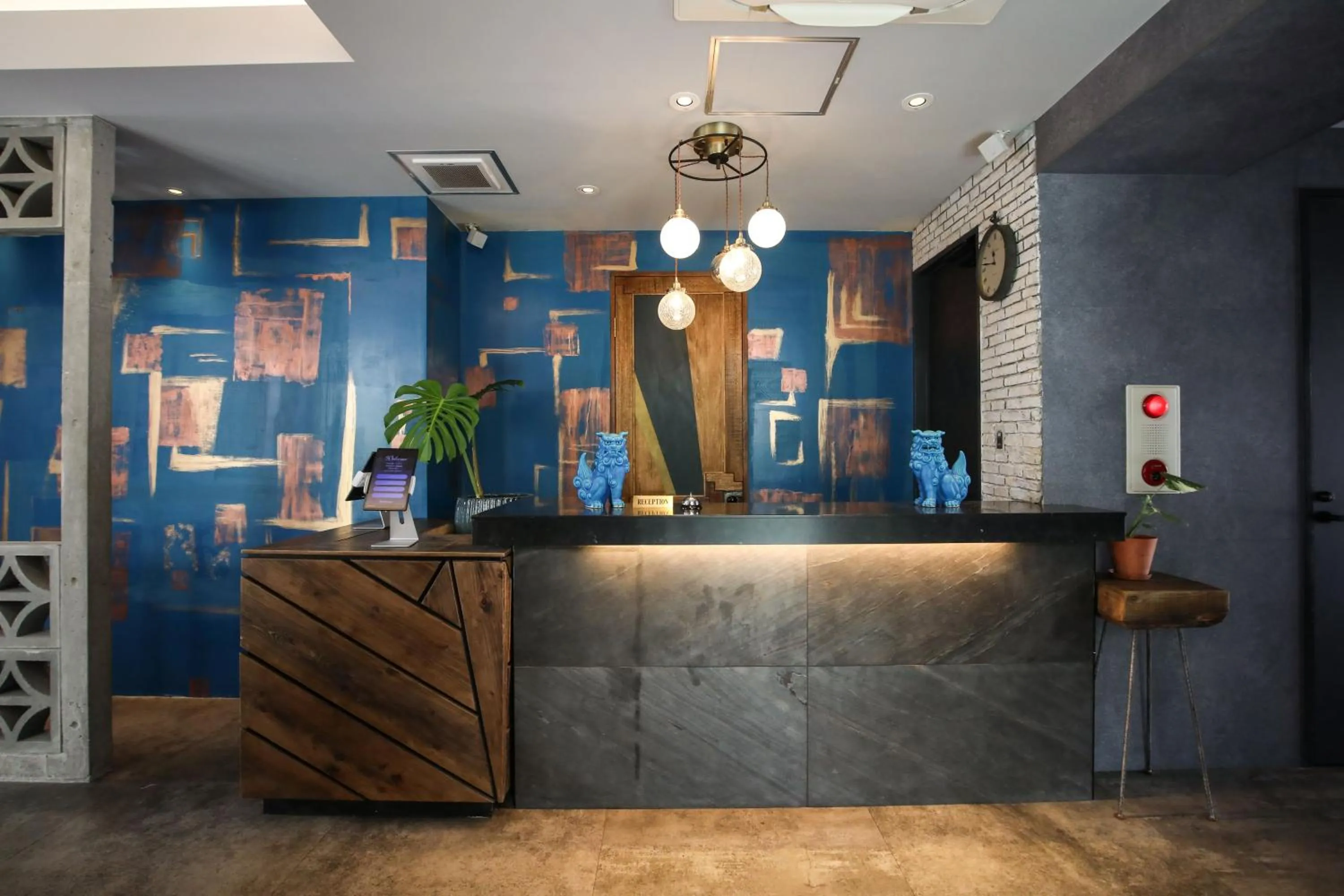 Area and facilities in Hotel 385