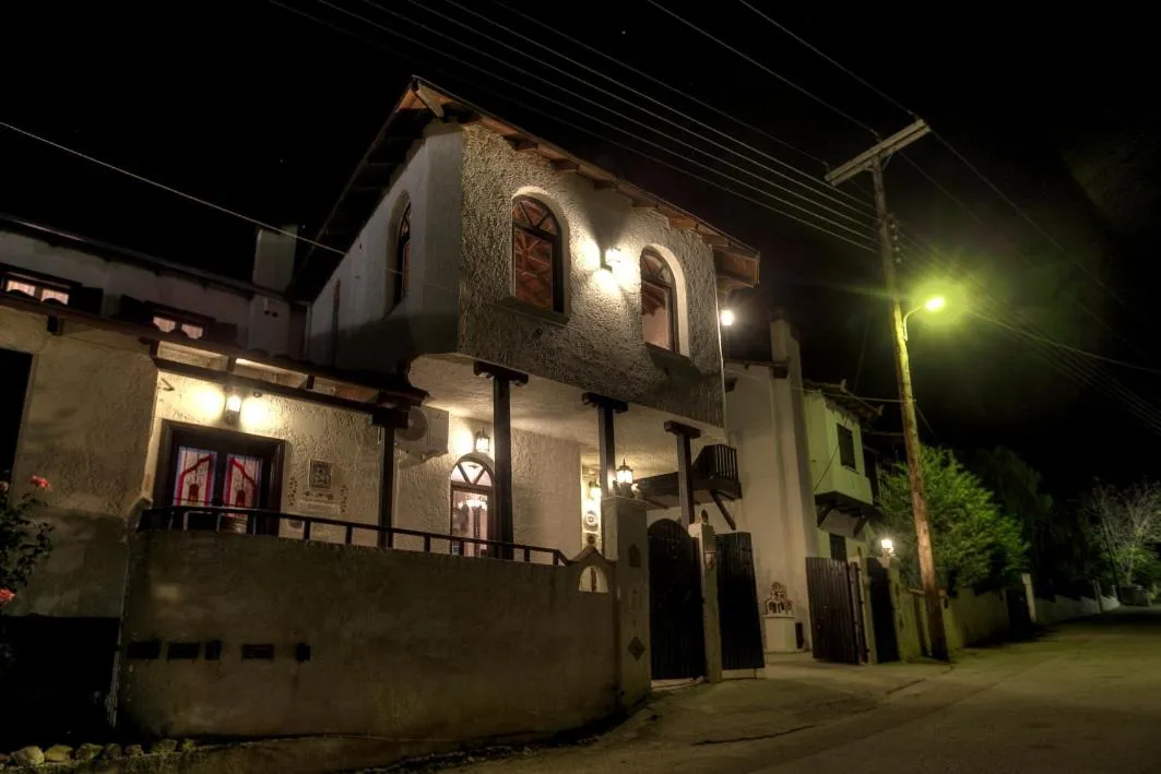 Property building in Chateaux Constantin Agistro