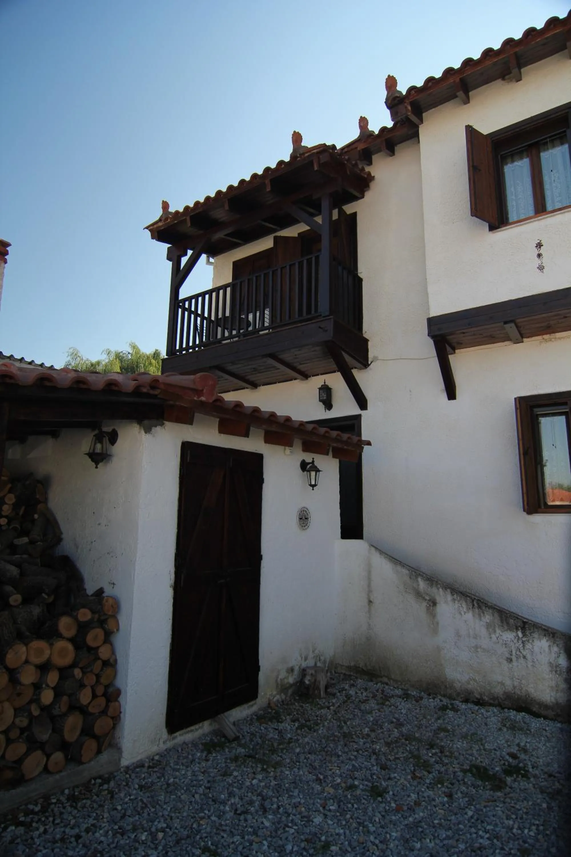 Property building in Chateaux Constantin Agistro