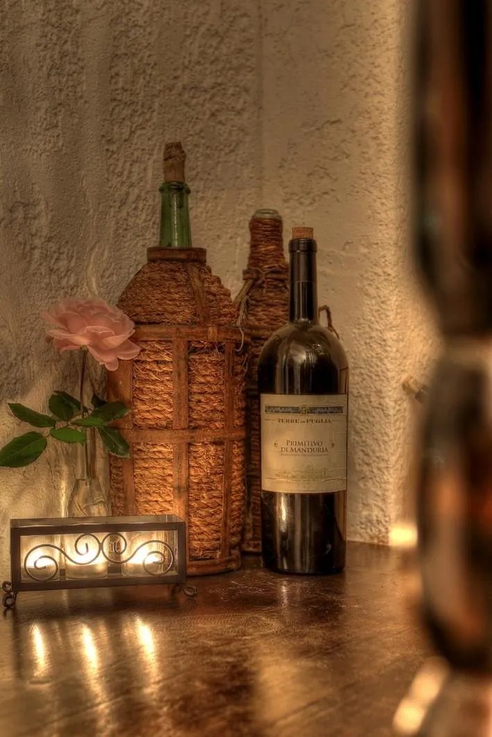 Food and drinks in Chateaux Constantin Agistro