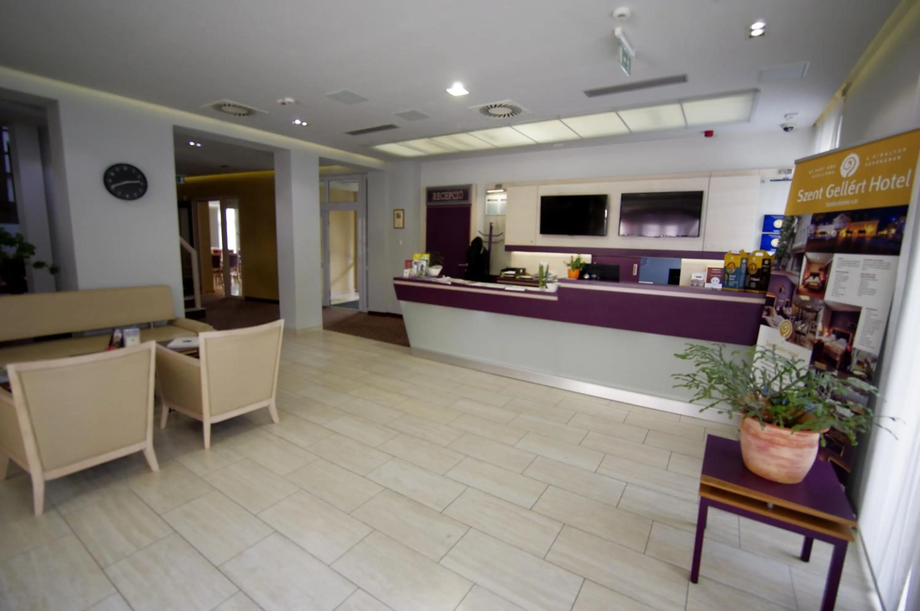 Lobby or reception in Szent Gellért Hotel