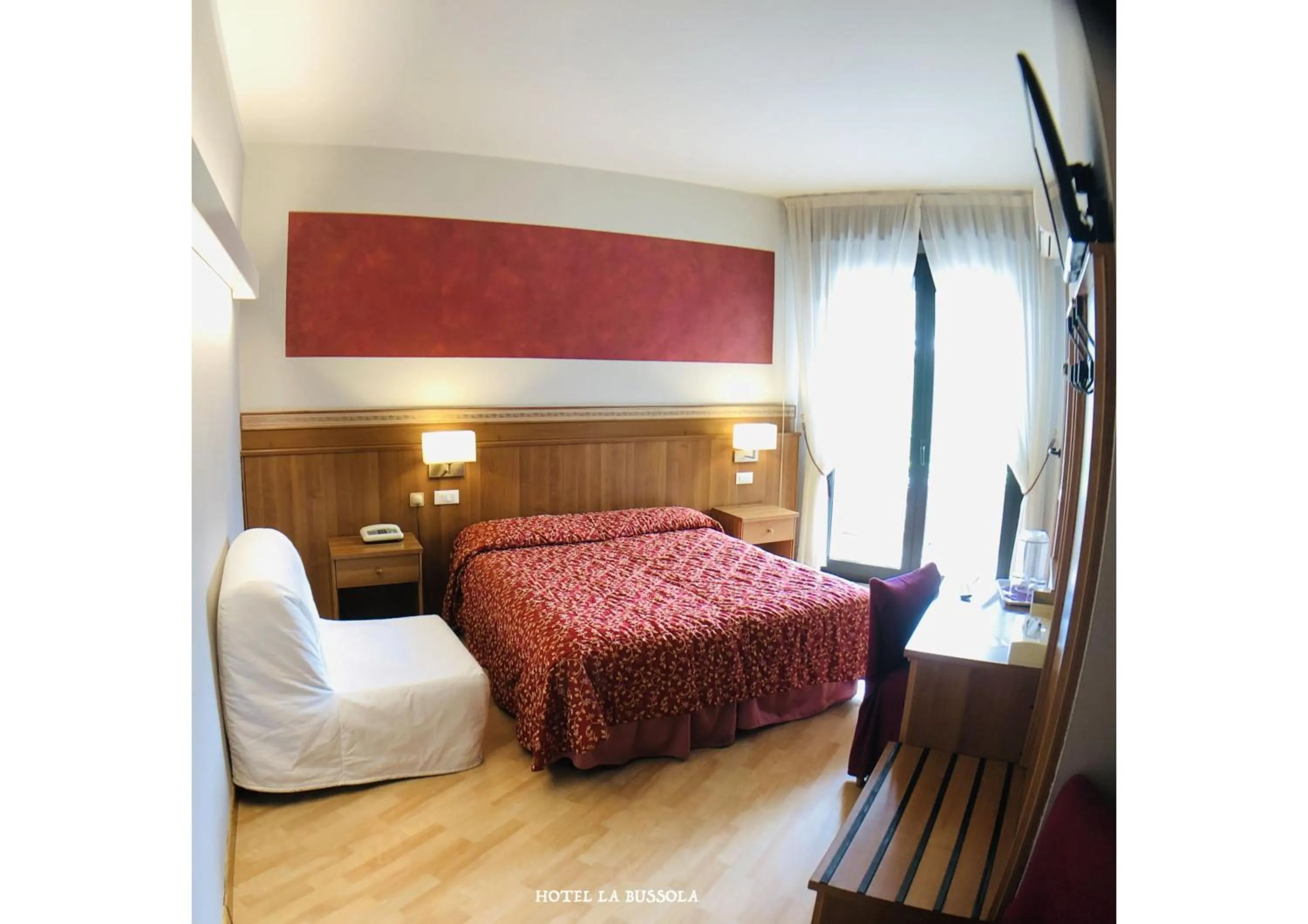 Photo of the whole room, Bed in Hotel La Bussola