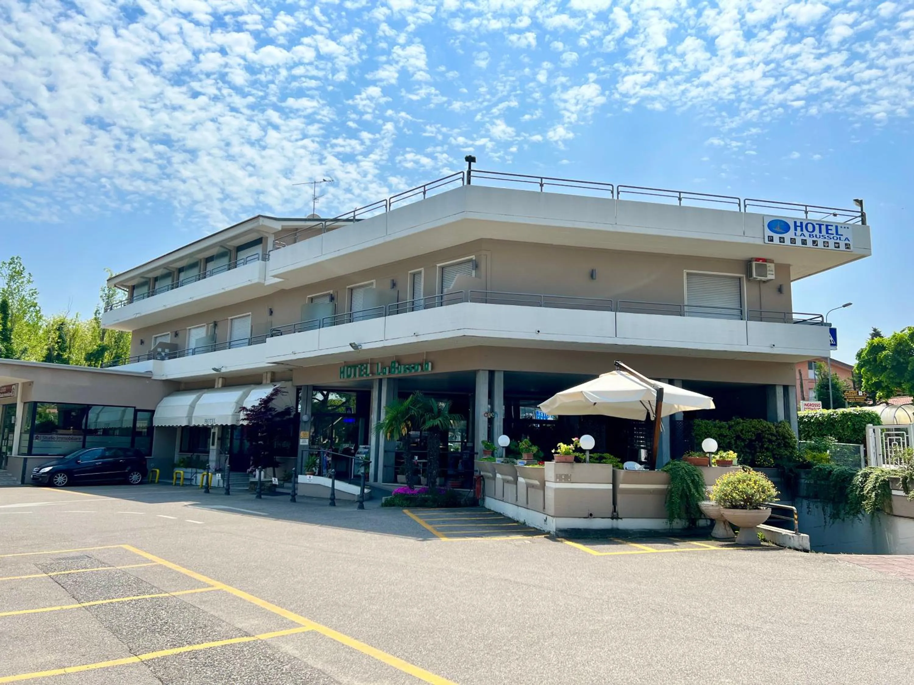 Property building in Hotel La Bussola