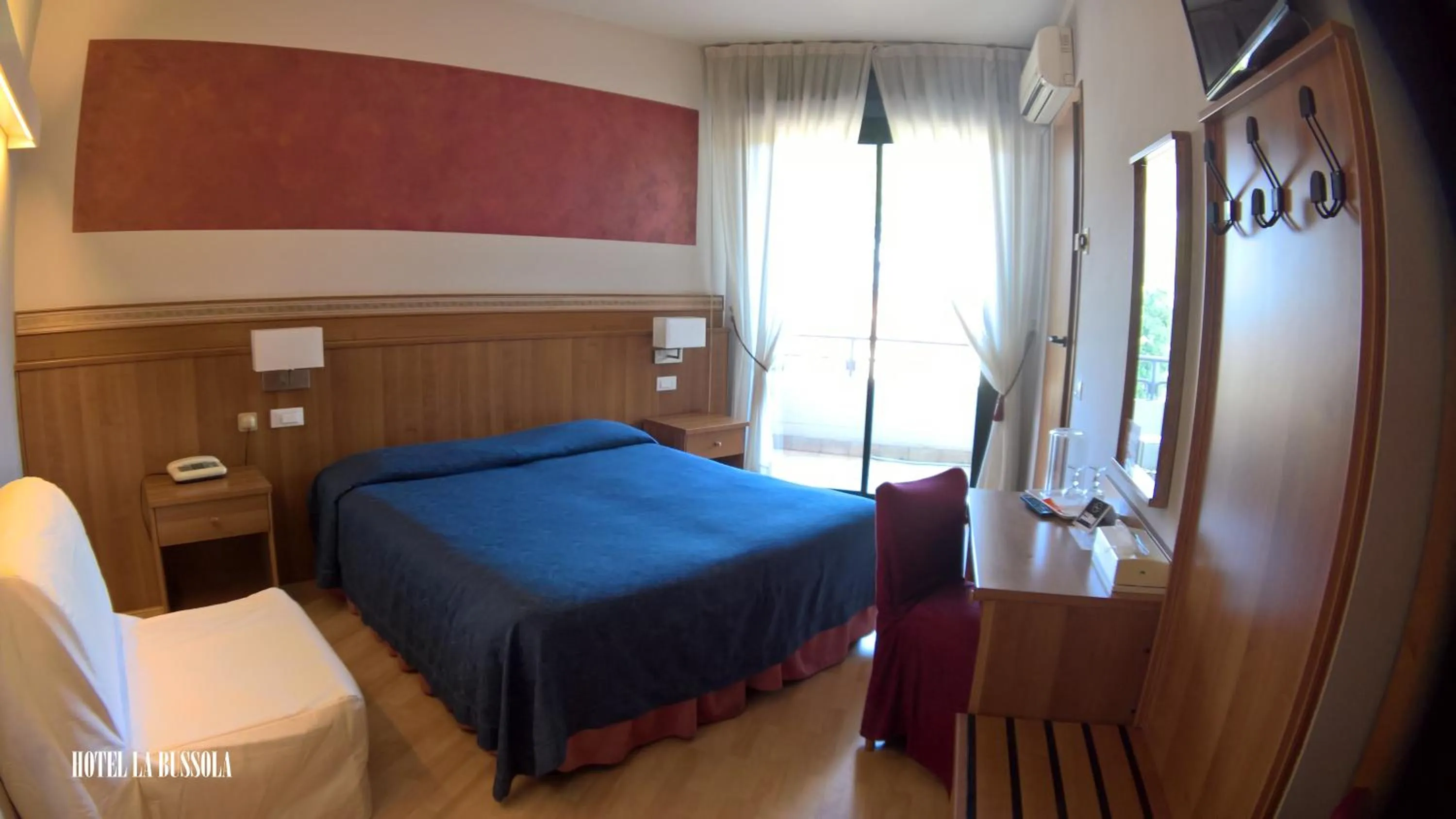 Bed in Hotel La Bussola