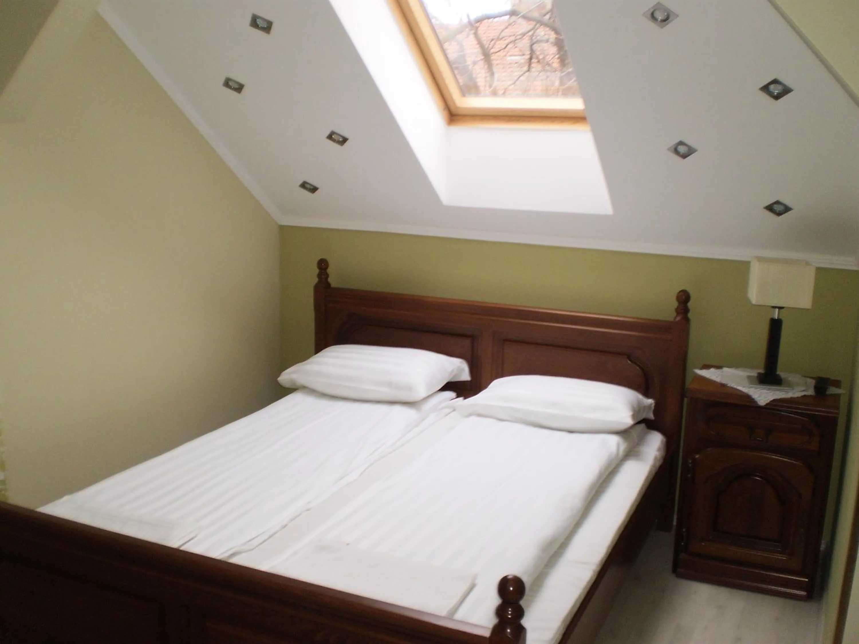 Bed in Mosoly Apartman