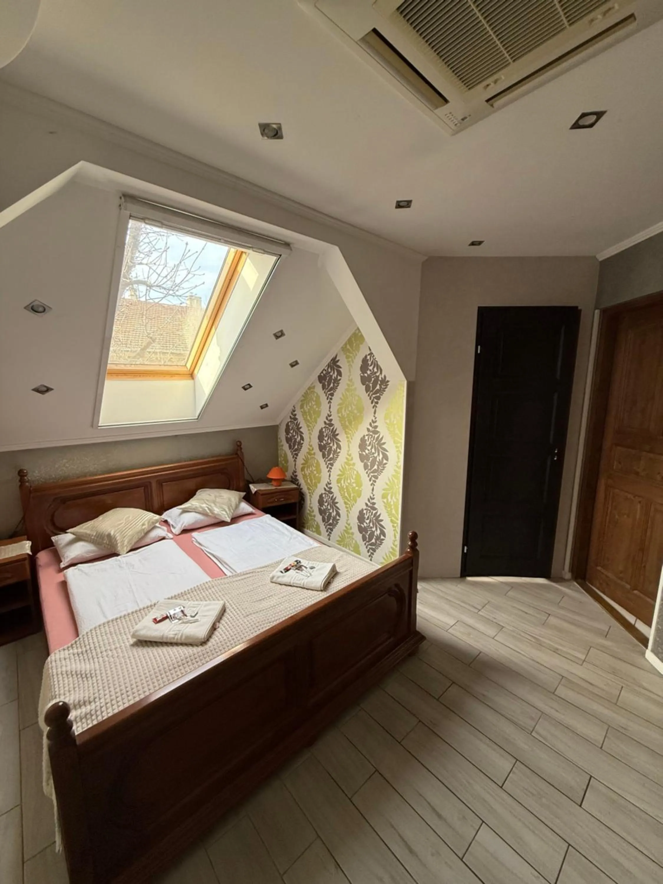 Bed in Mosoly Apartman