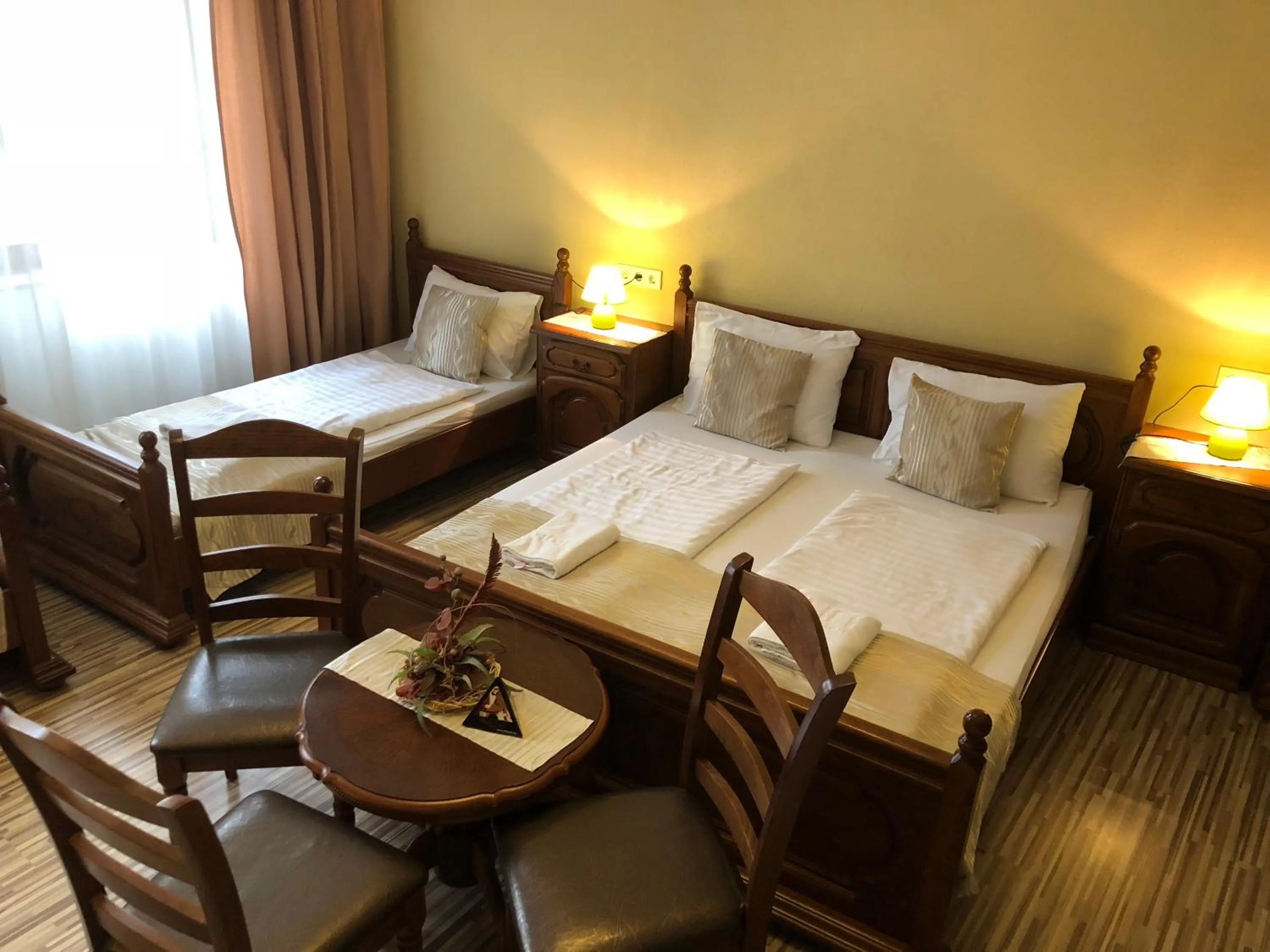 Bed in Mosoly Apartman