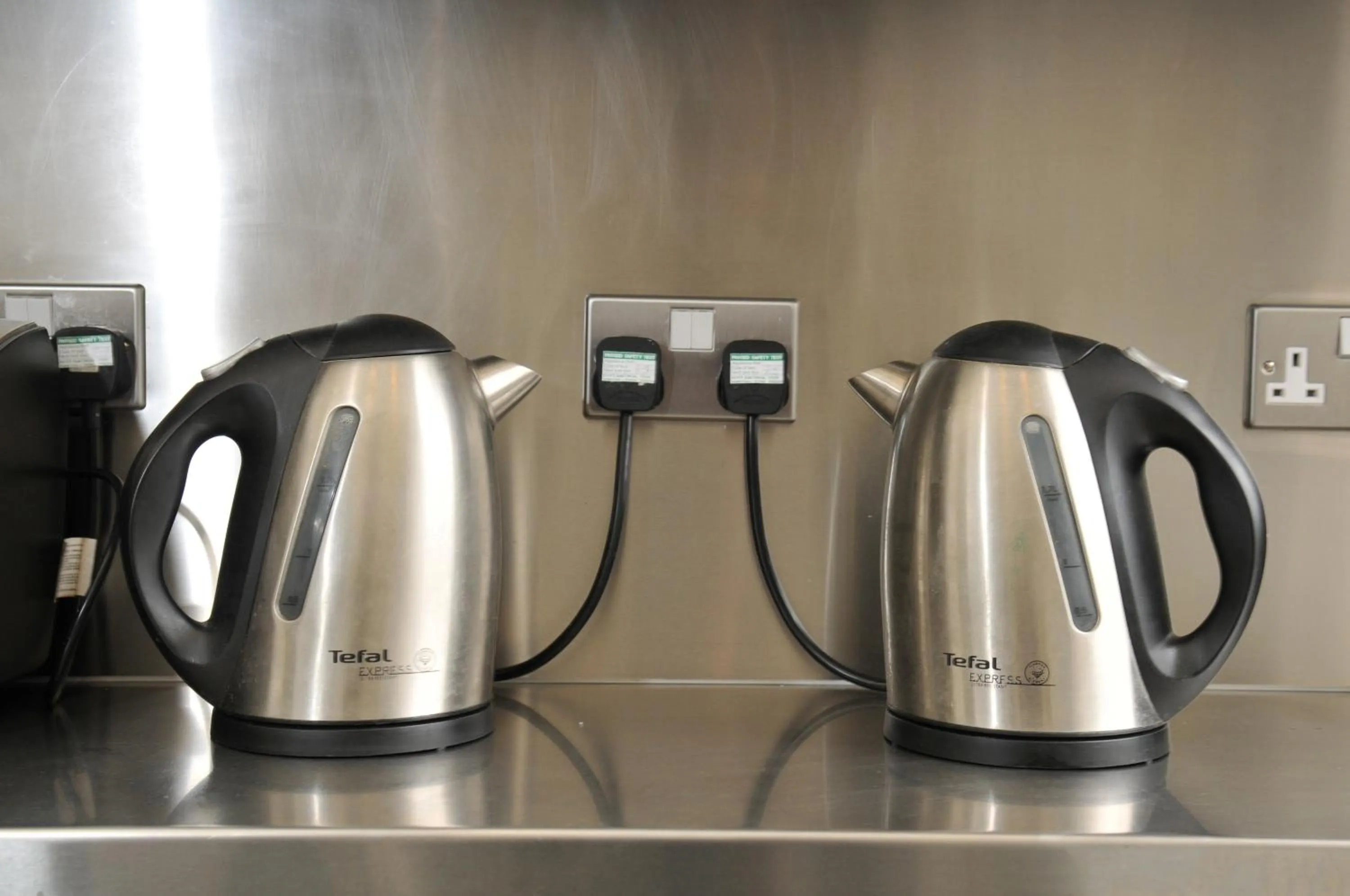 Kitchen or kitchenette in The Hostel