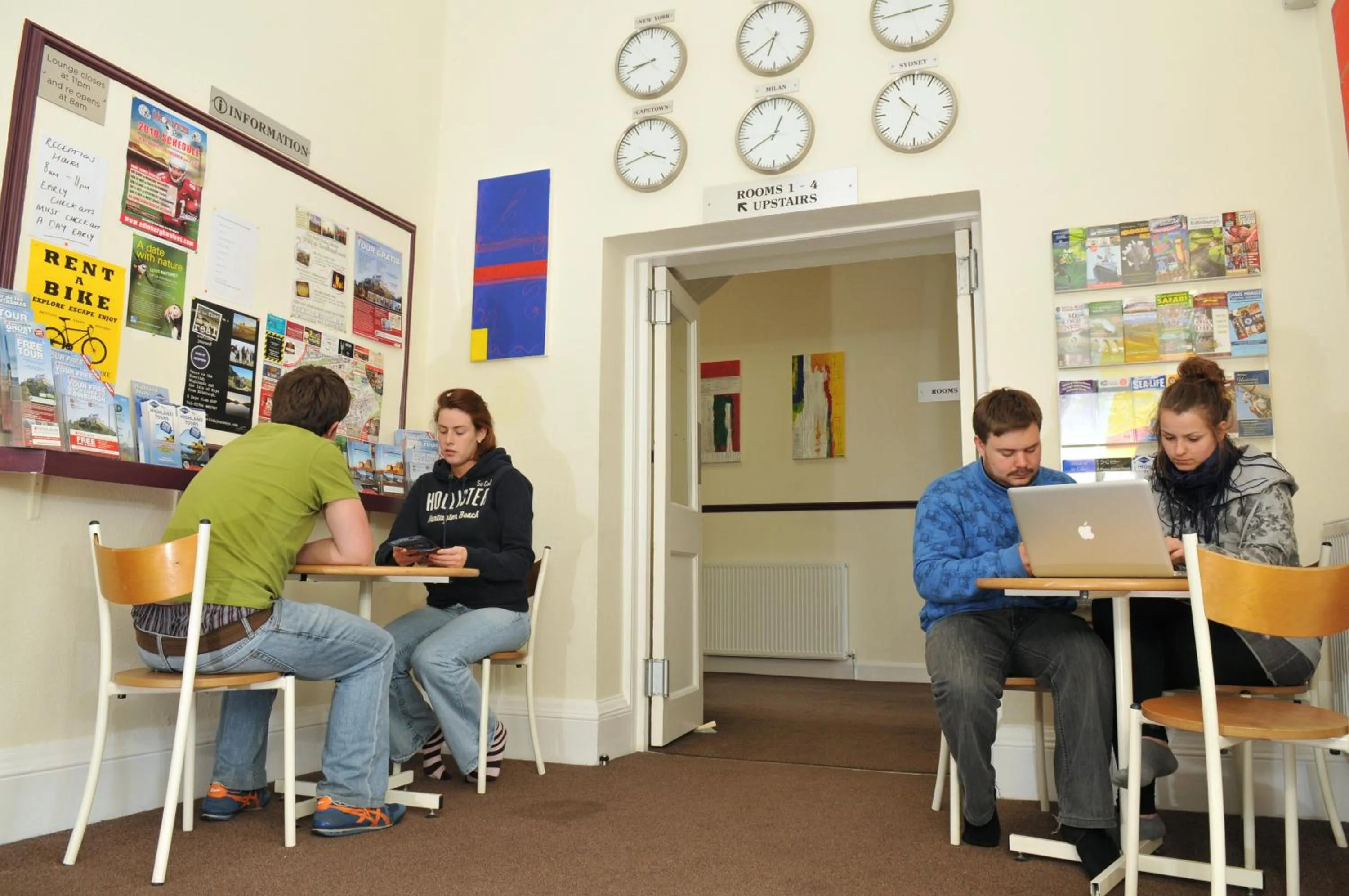 Communal lounge/ TV room in The Hostel