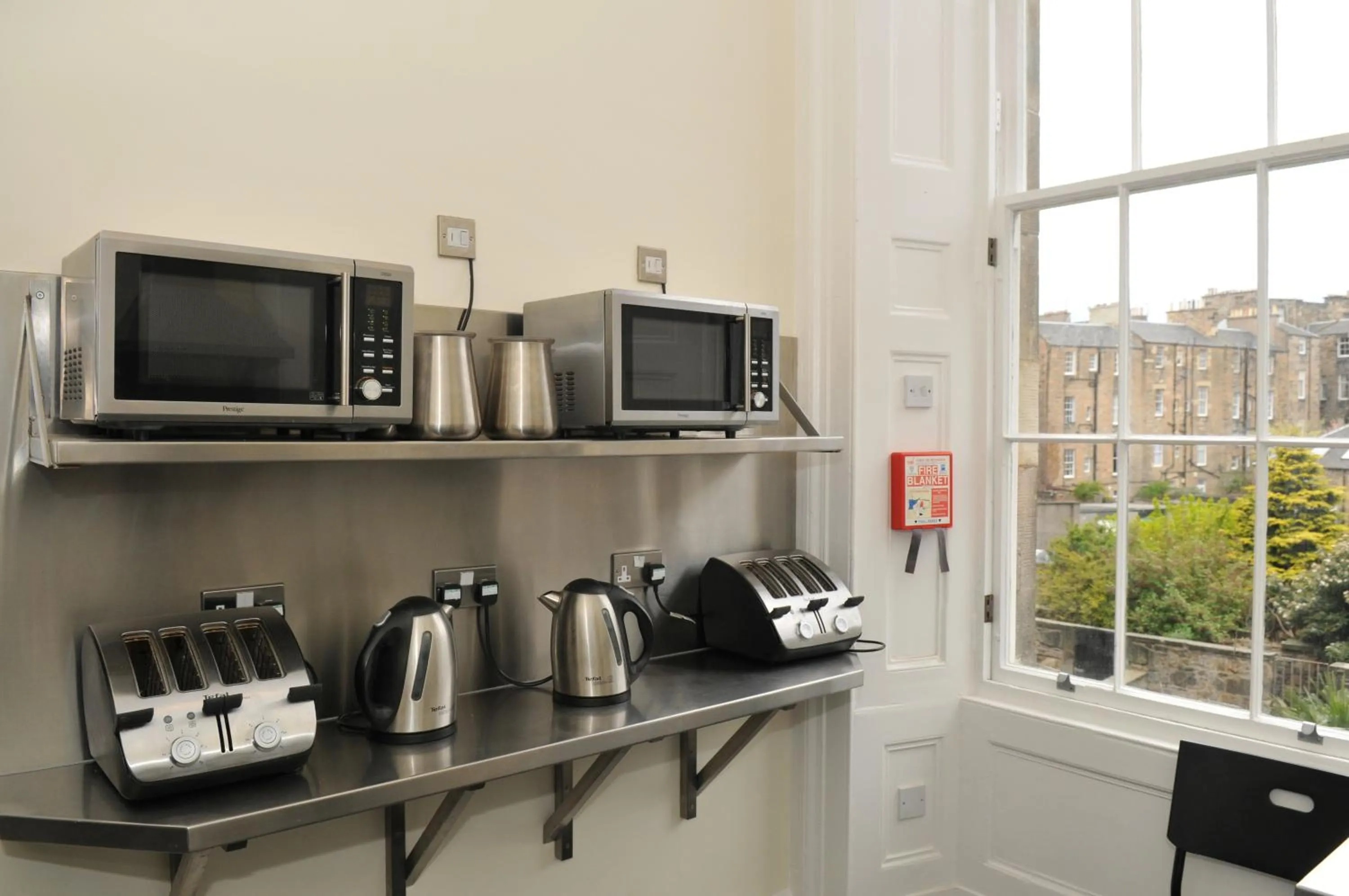 Kitchen or kitchenette in The Hostel