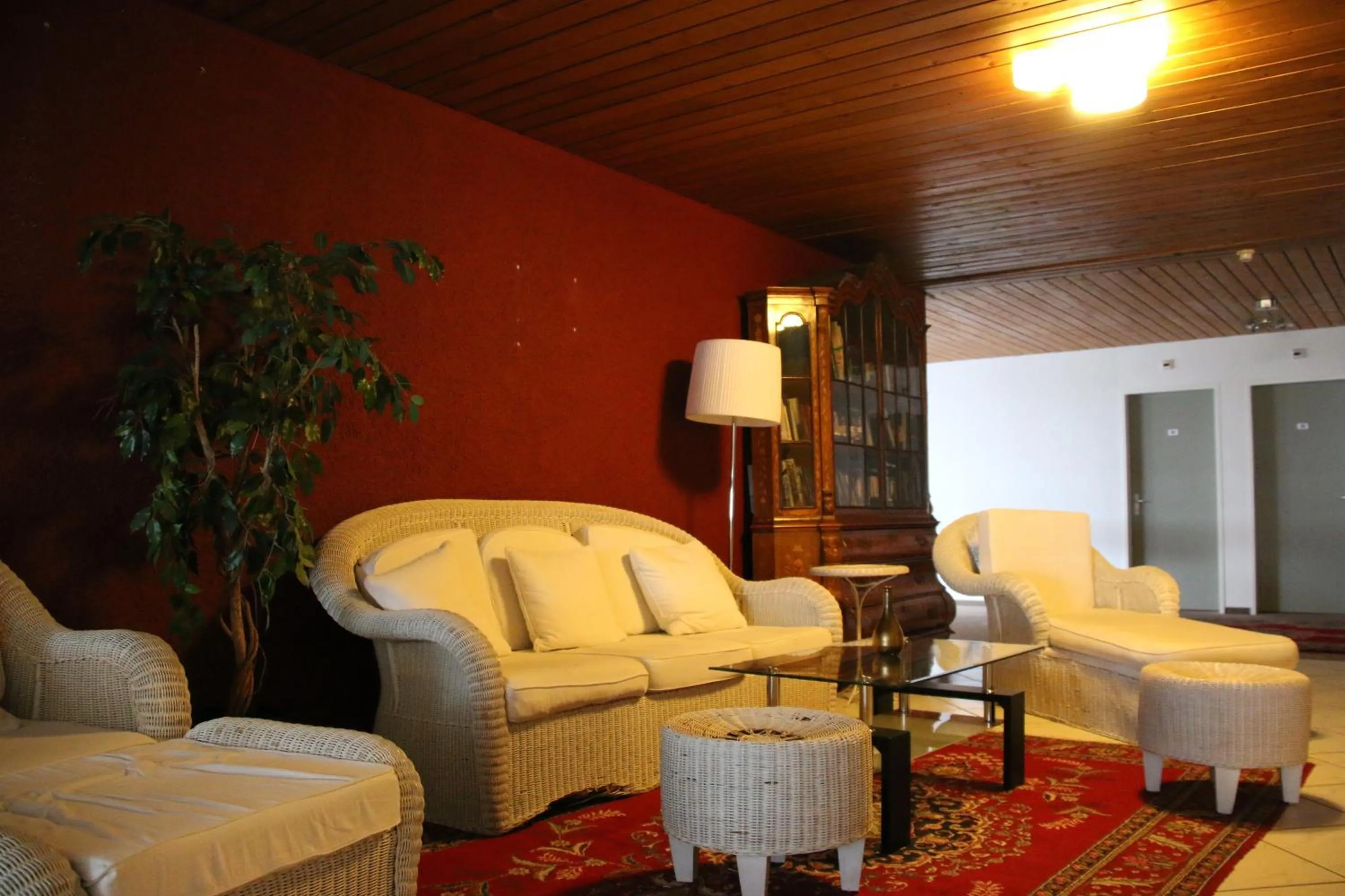 Library in Minster Hotel