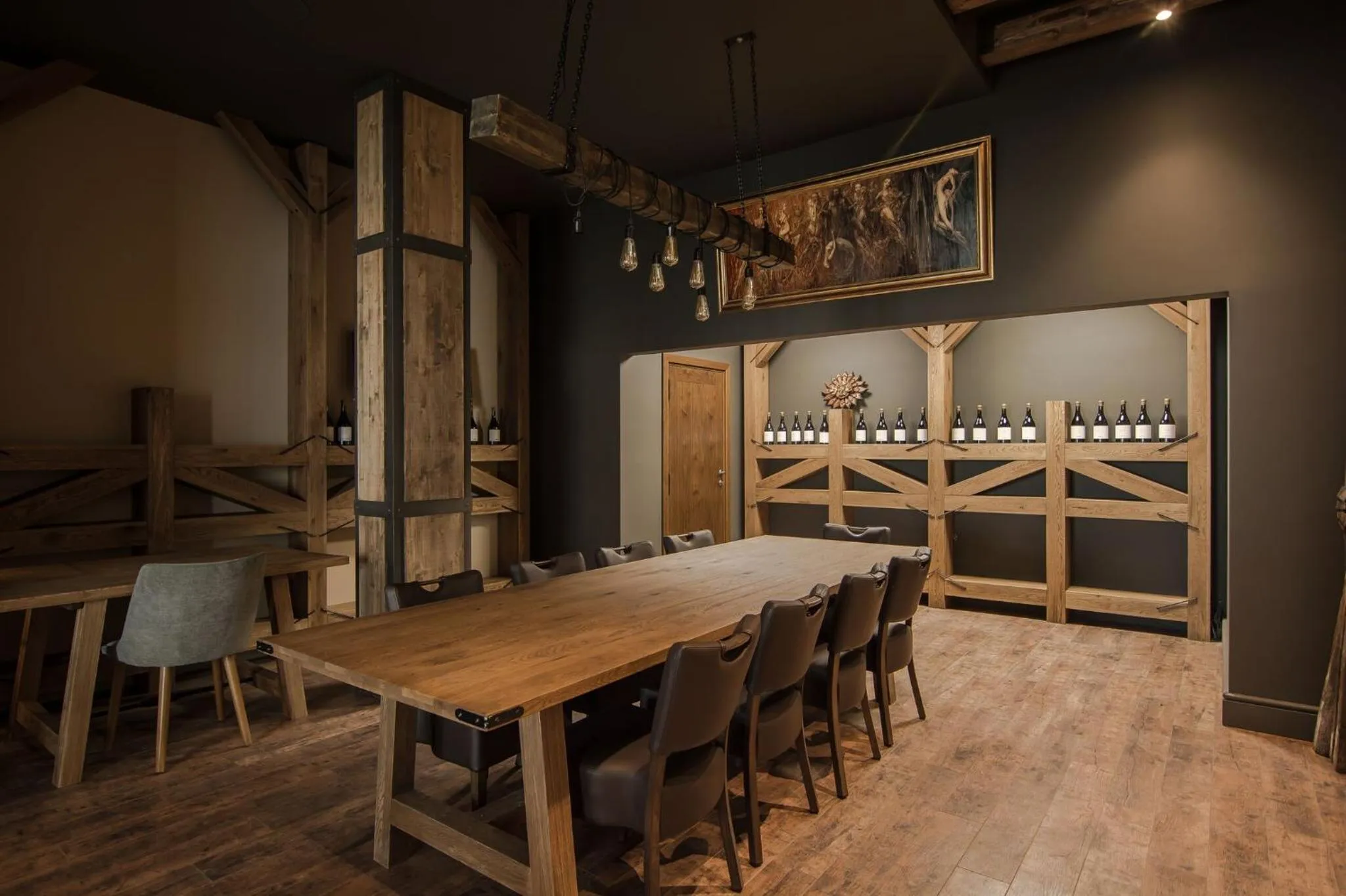 Restaurant/places to eat in Zaara Estate