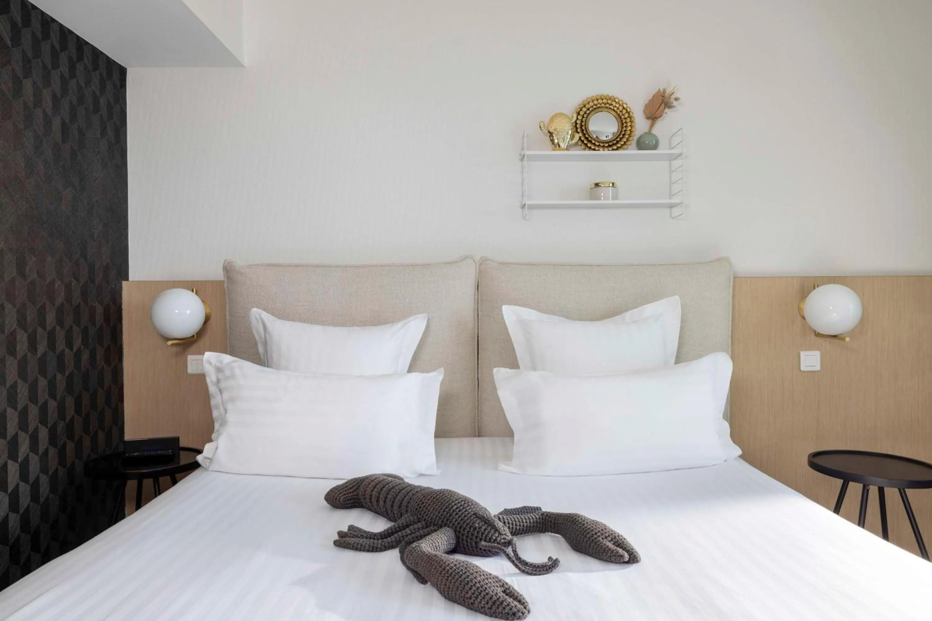 Photo of the whole room, Bed in Best Western Plus Hotel les Rives du Ter