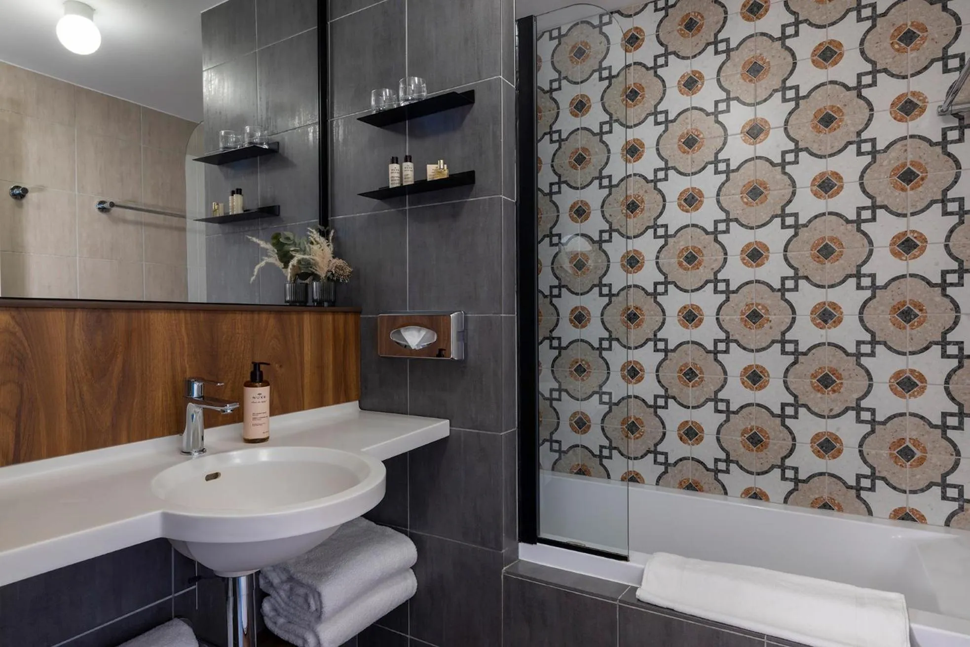 Bathroom in Best Western Plus Hotel les Rives du Ter