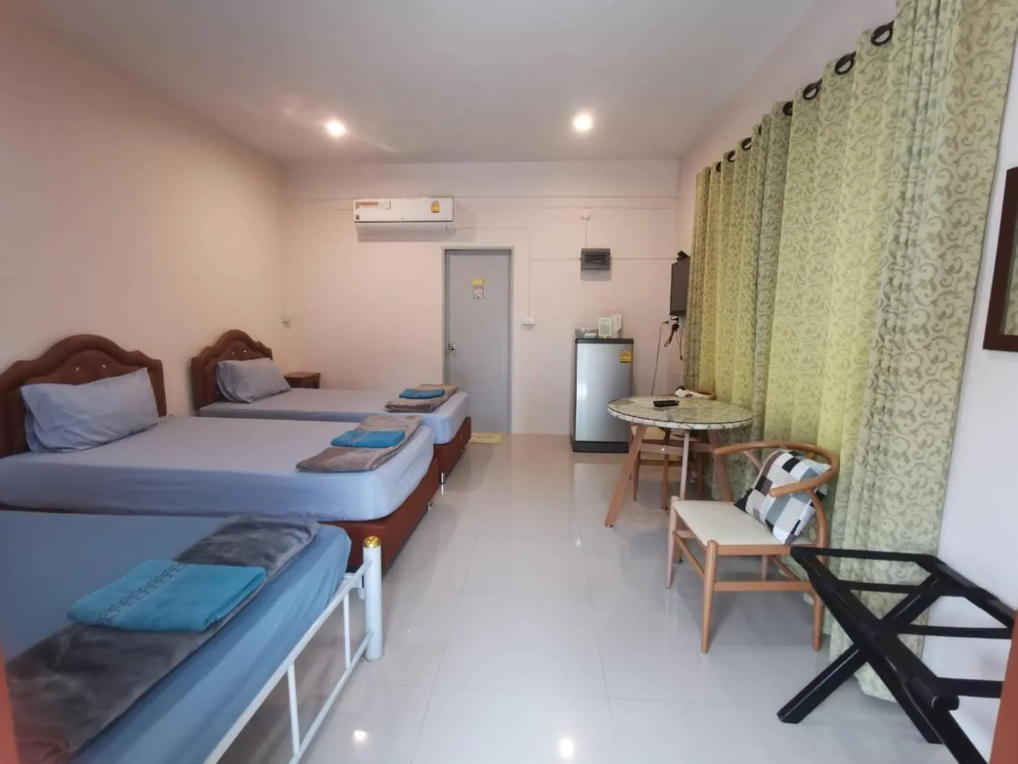 Photo of the whole room, Bed in Numhom Resort