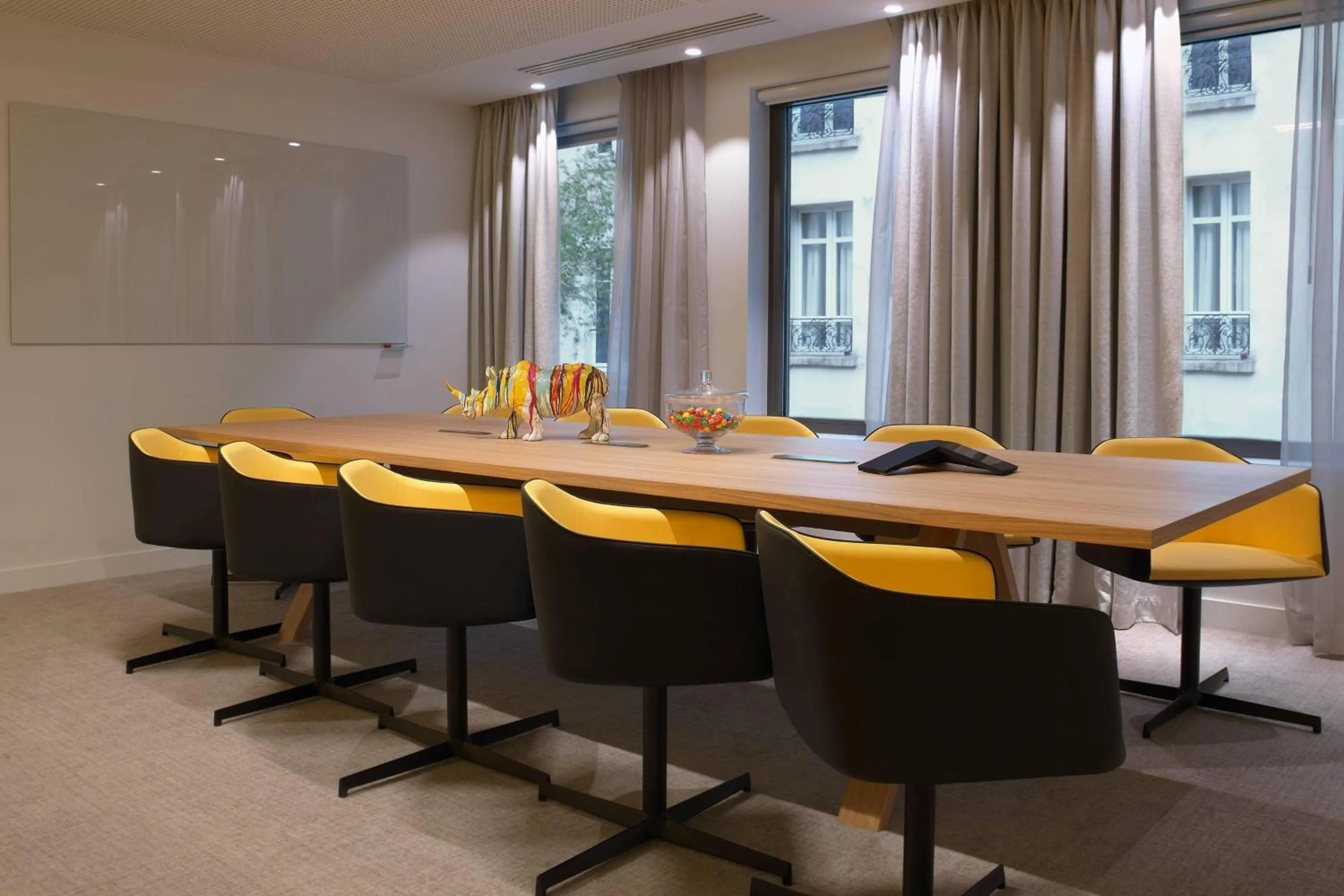 Meeting/conference room in Courtyard by Marriott Paris Gare de Lyon