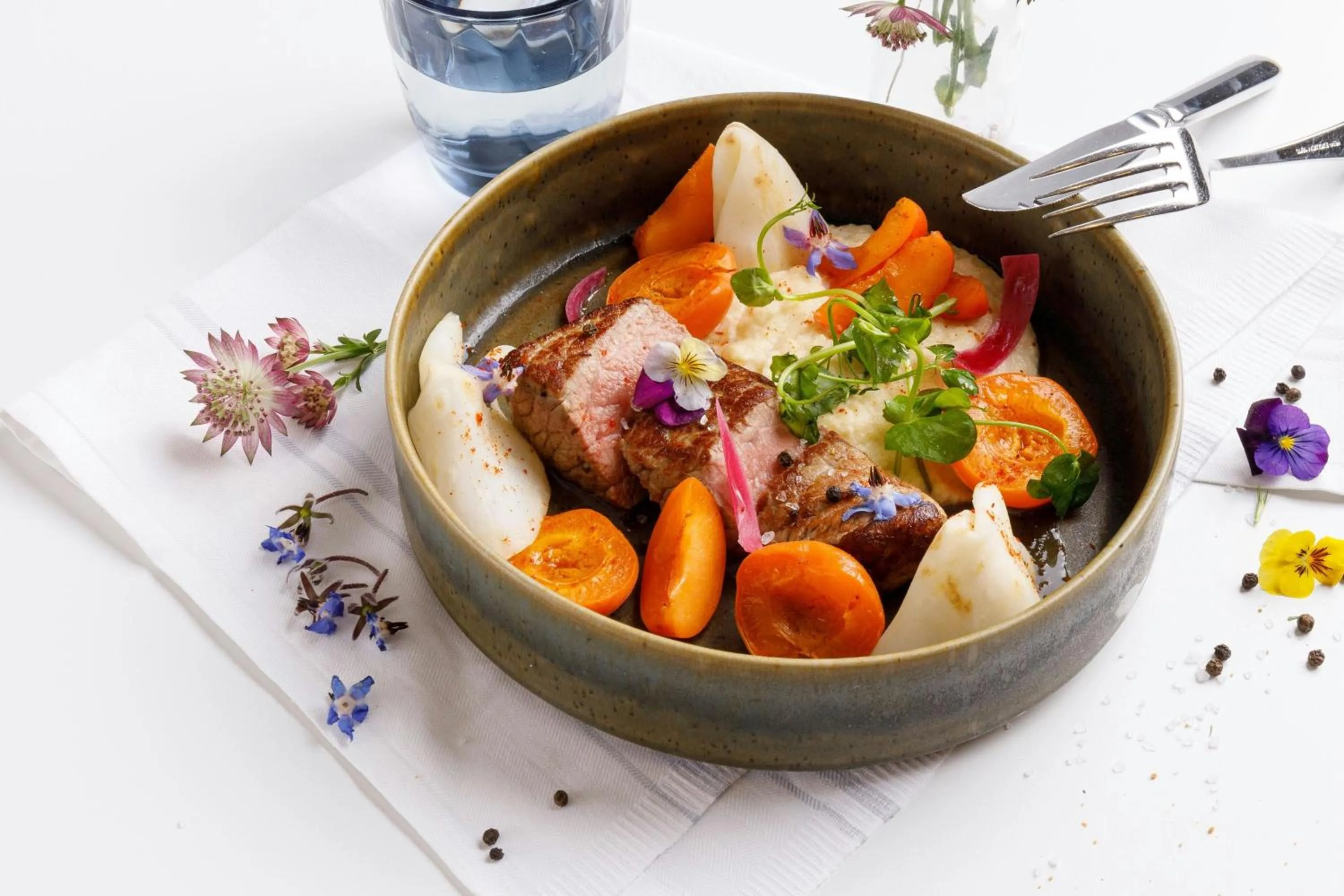 Restaurant/places to eat in Courtyard by Marriott Paris Gare de Lyon