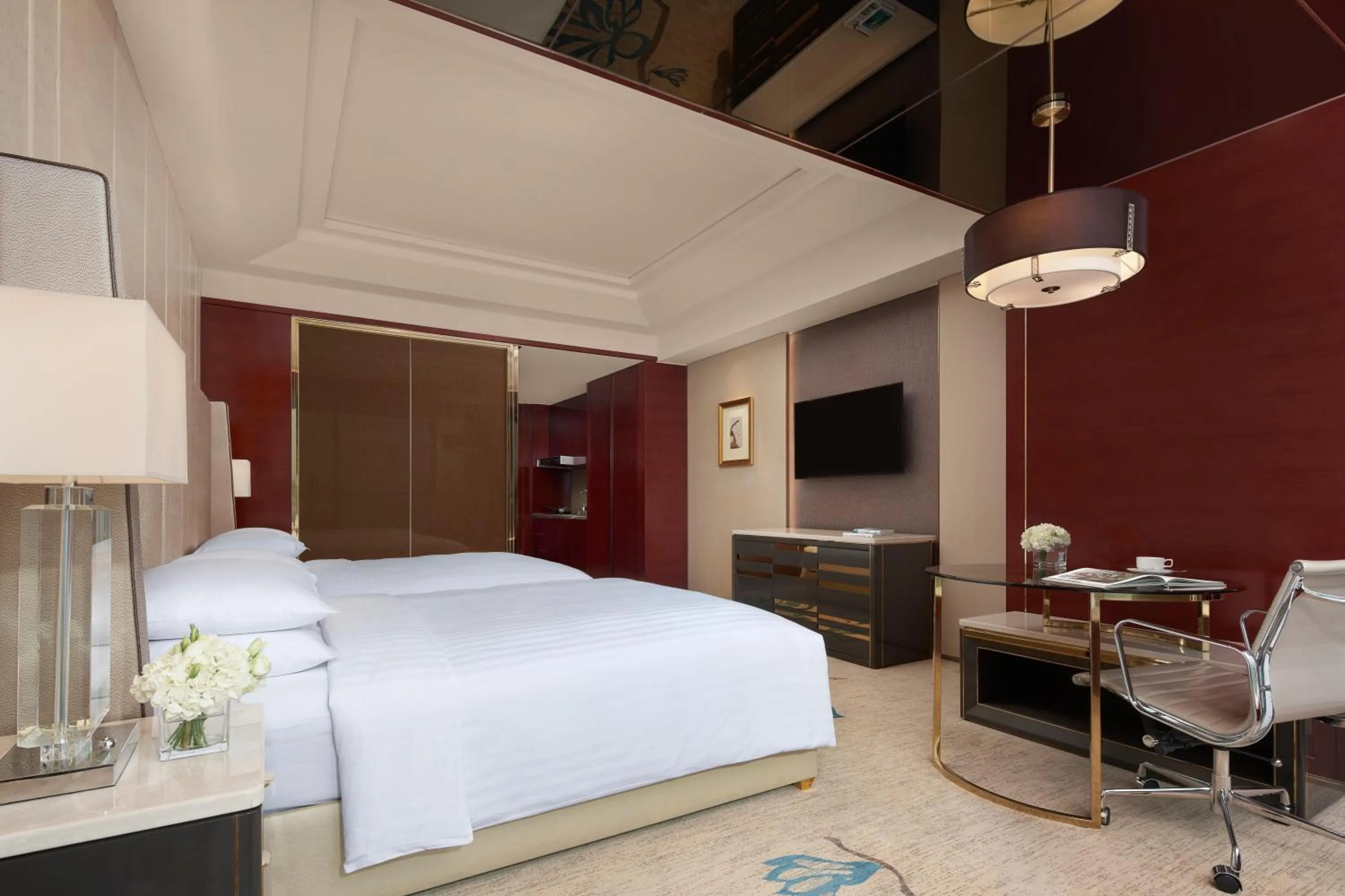 Bed in The International Trade City, Yiwu - Marriott Executive Apartments