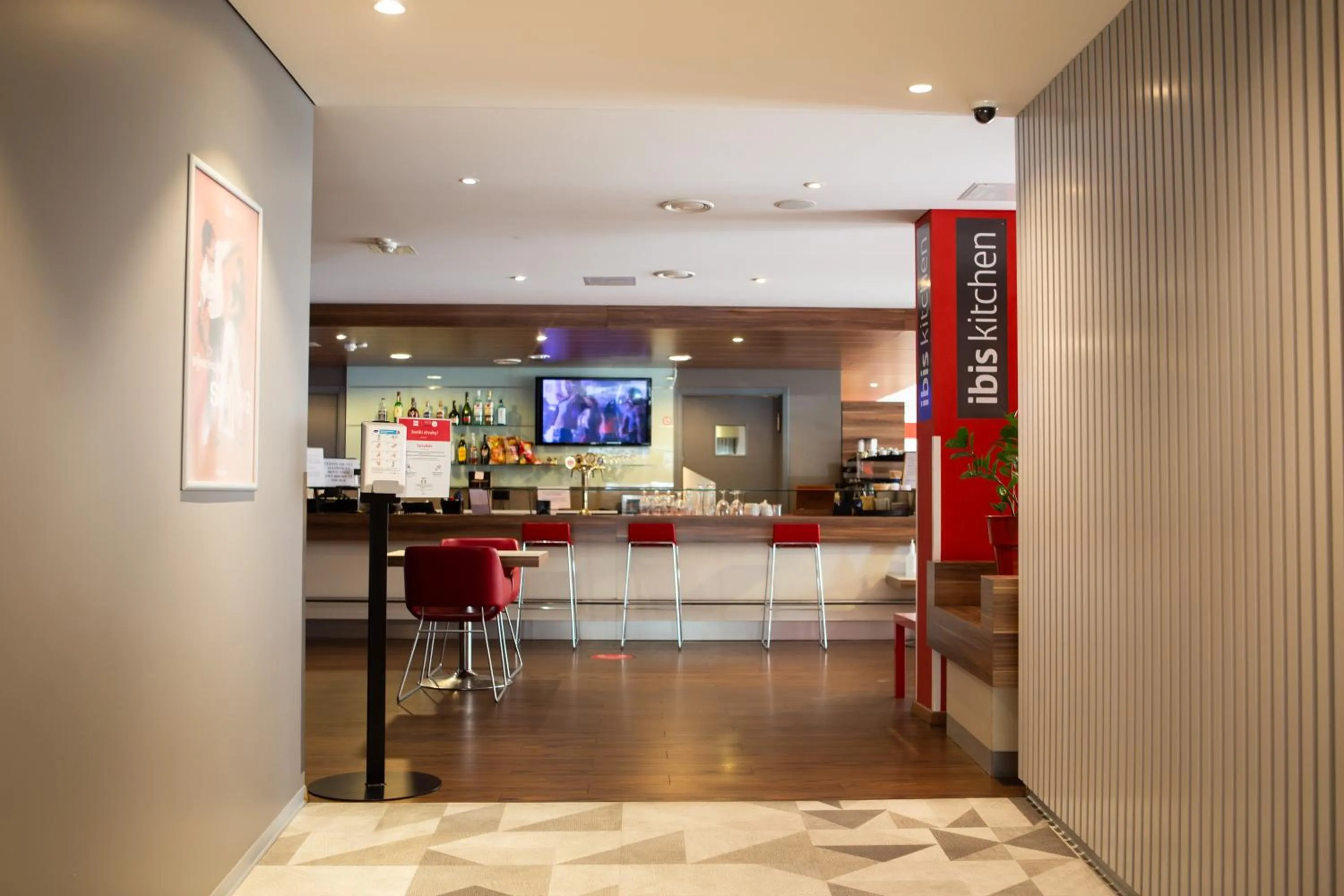 Restaurant/places to eat in Ibis Kaunas Centre