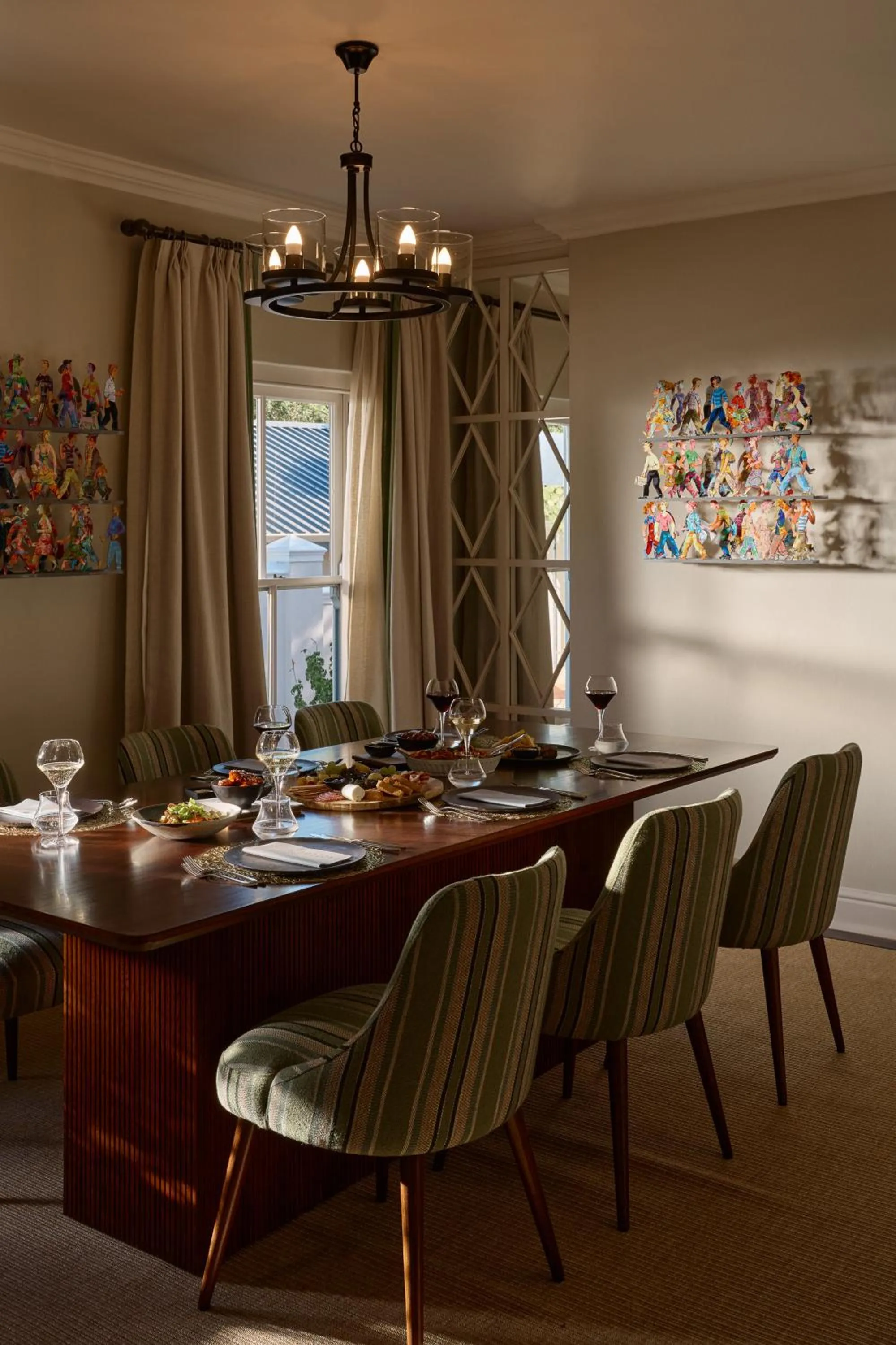 Dining area in Le Quartier Francais