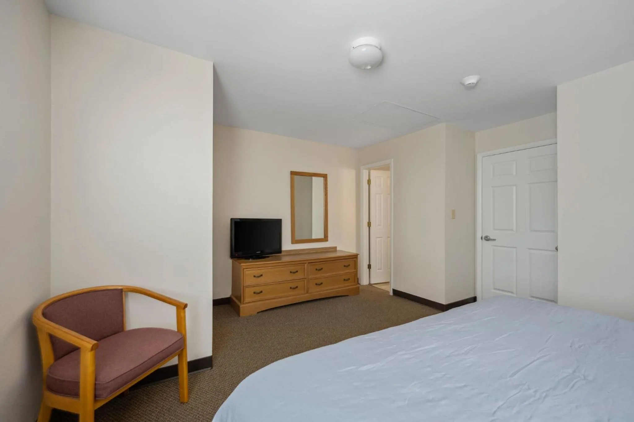 storage, Bed in Affordable Suites Conover / Hickory