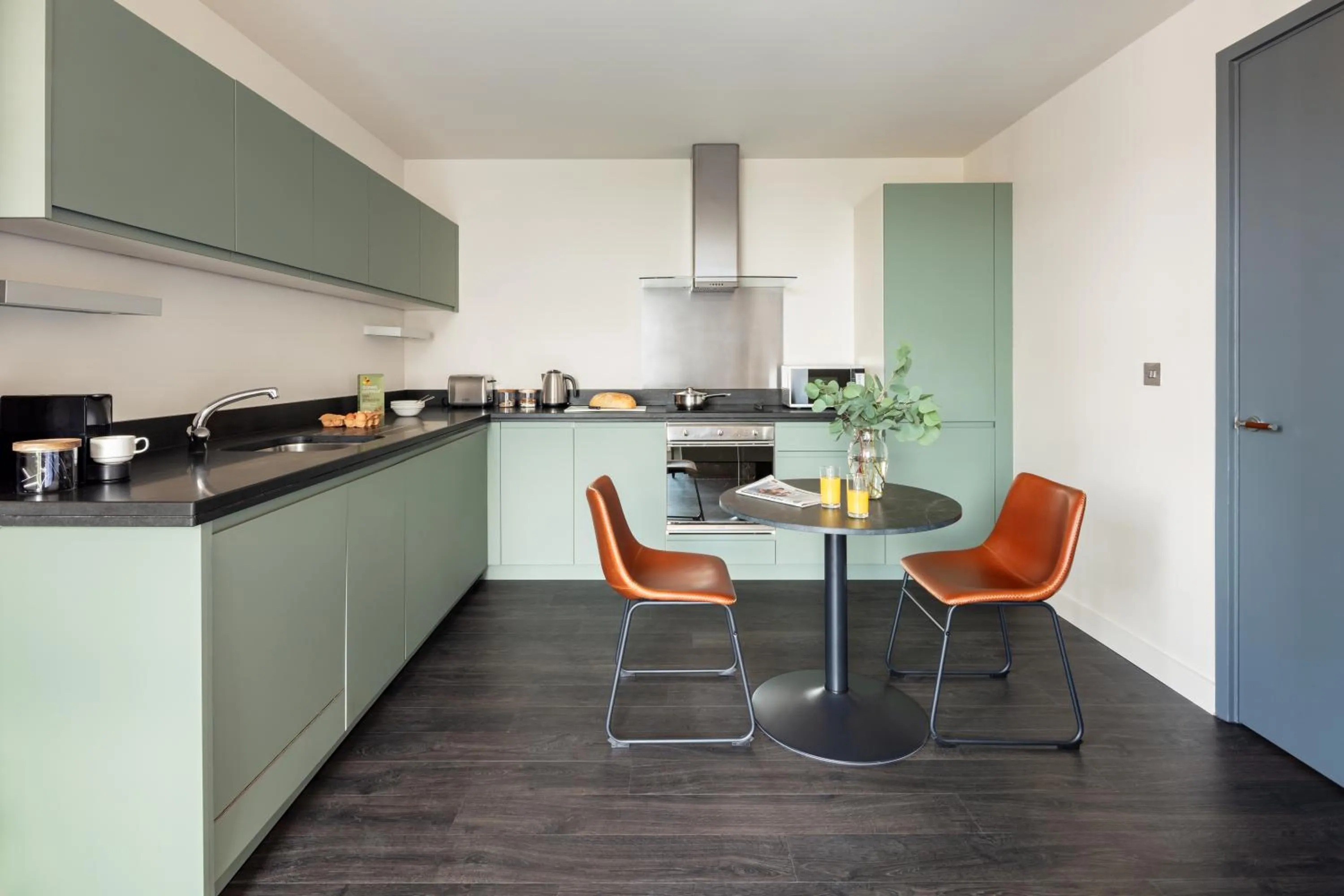 Kitchen or kitchenette in Marlin Canary Wharf