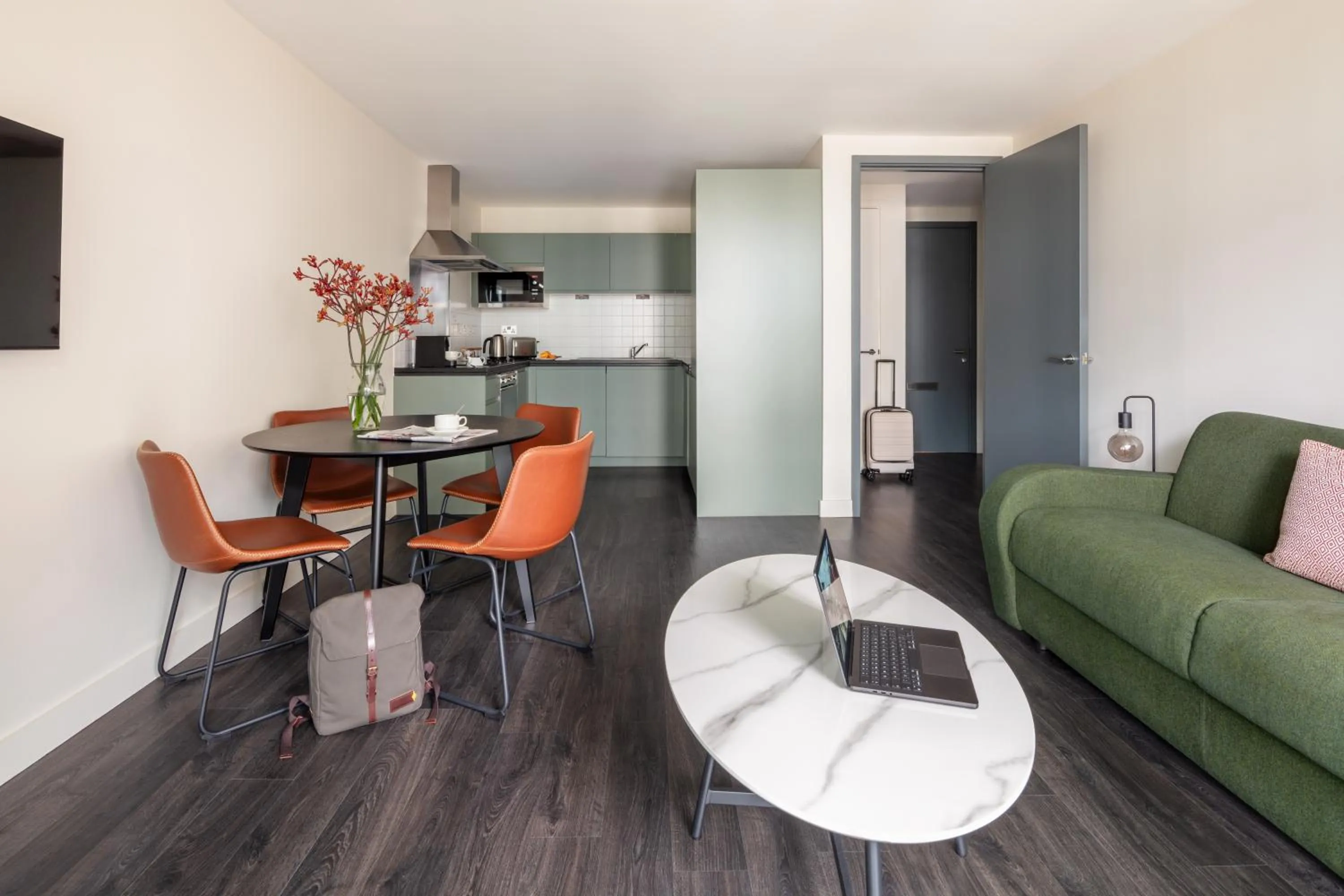 Kitchen or kitchenette in Marlin Canary Wharf