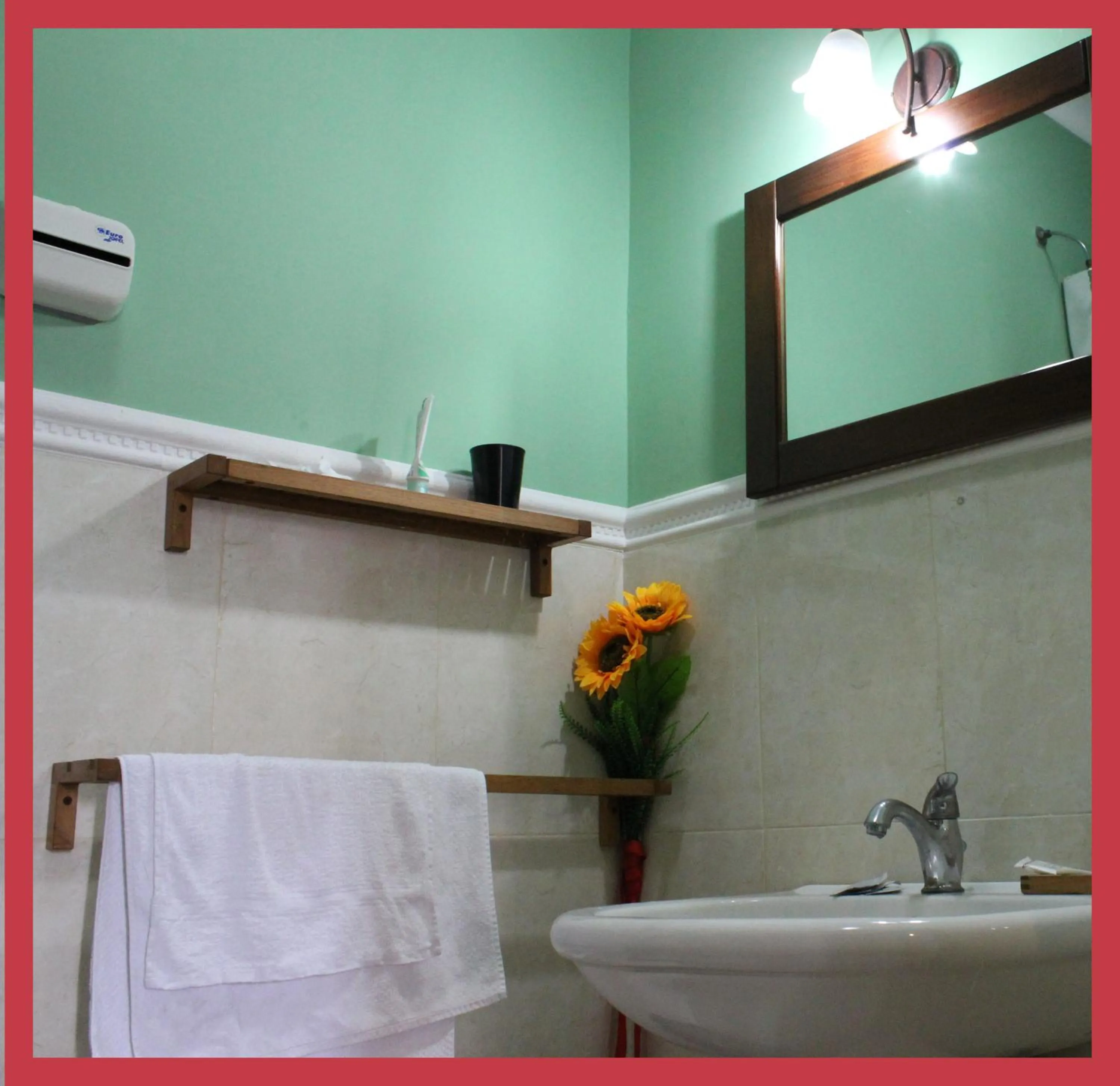 Bathroom in B&B La Storia Di Napoli