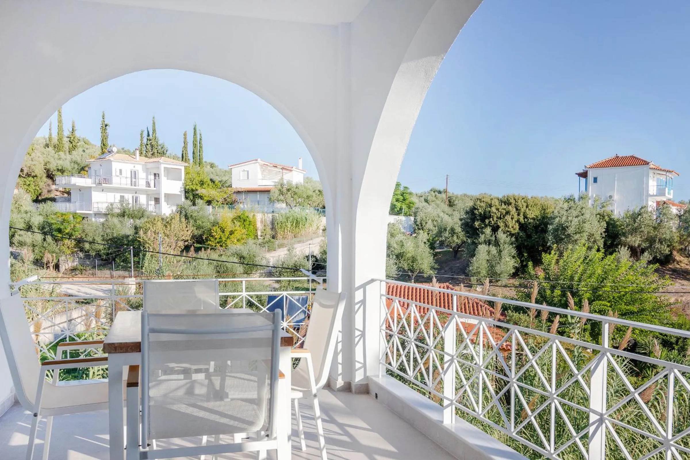 Peroulia Beach Houses