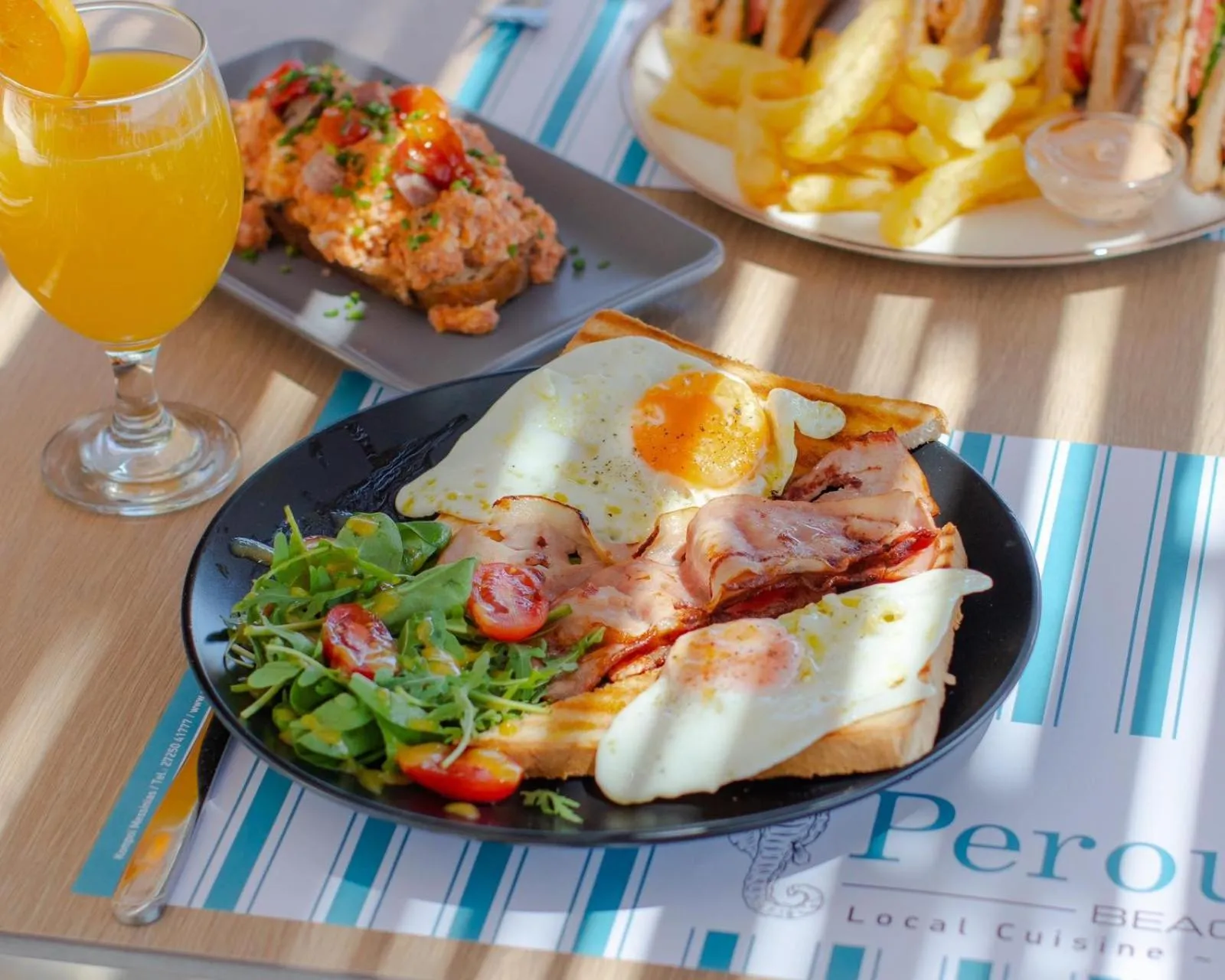 Peroulia Beach Houses