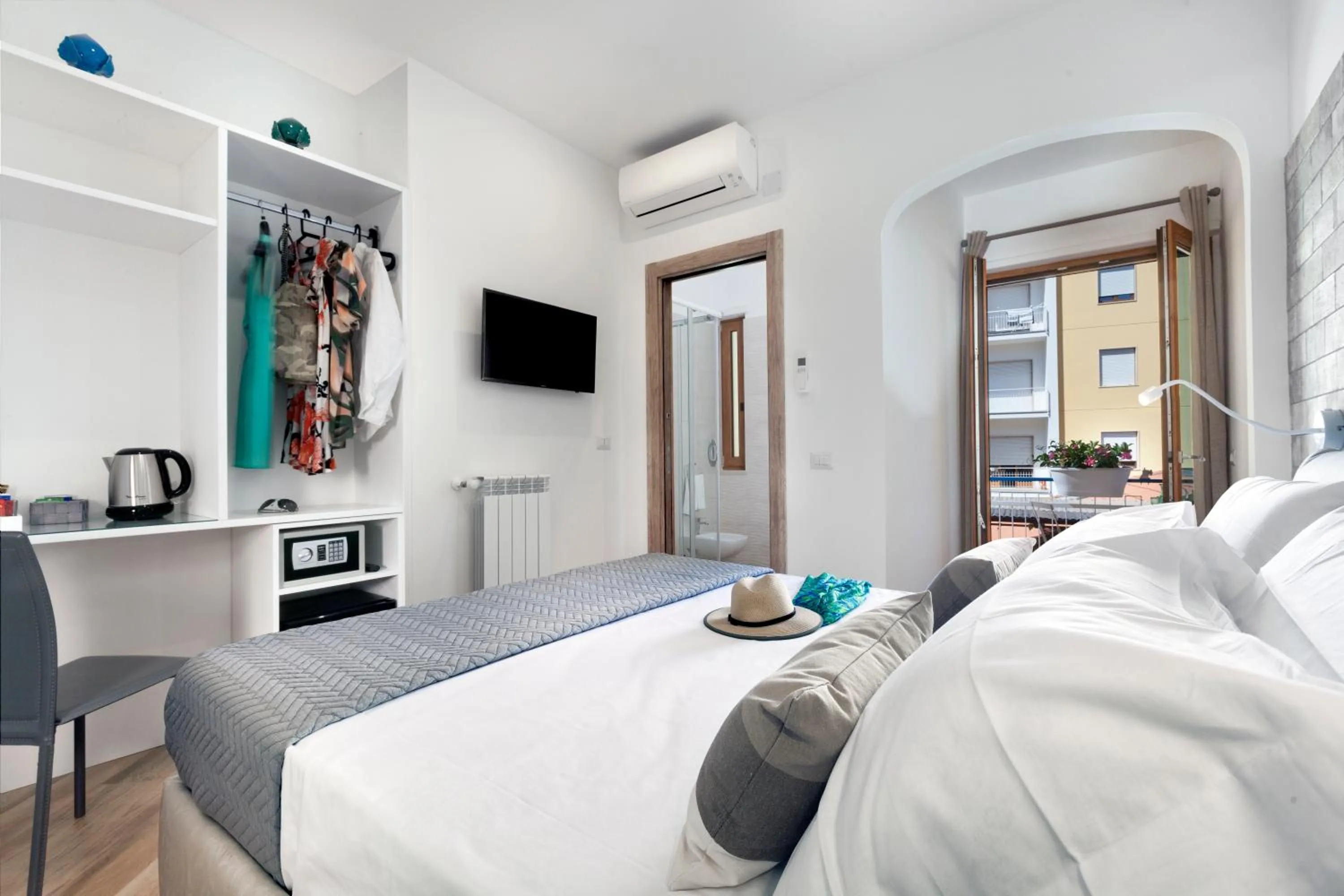 Bedroom, Bed in Viria B&B Sorrento