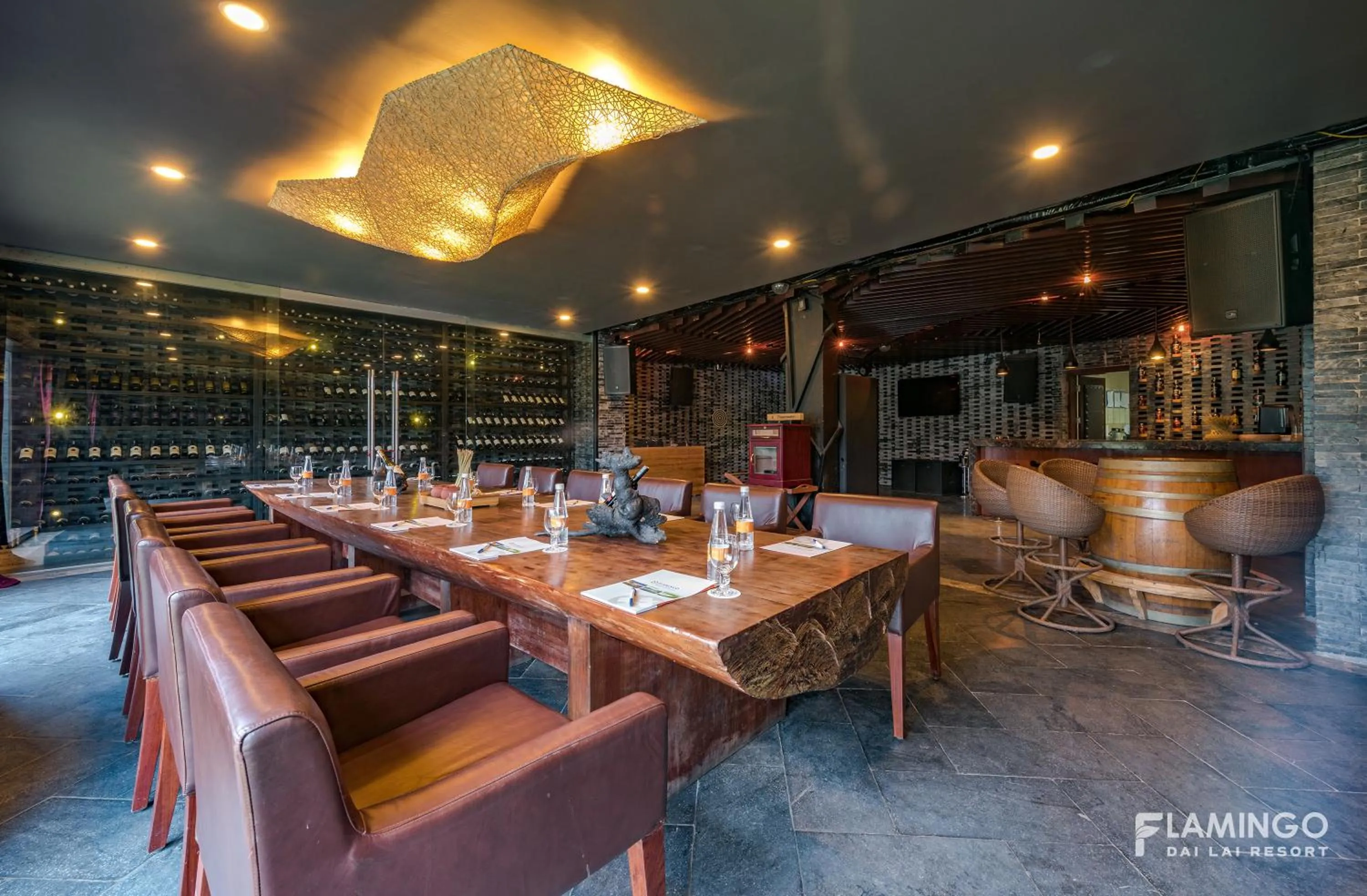 Restaurant/places to eat in Flamingo Resort Dai Lai