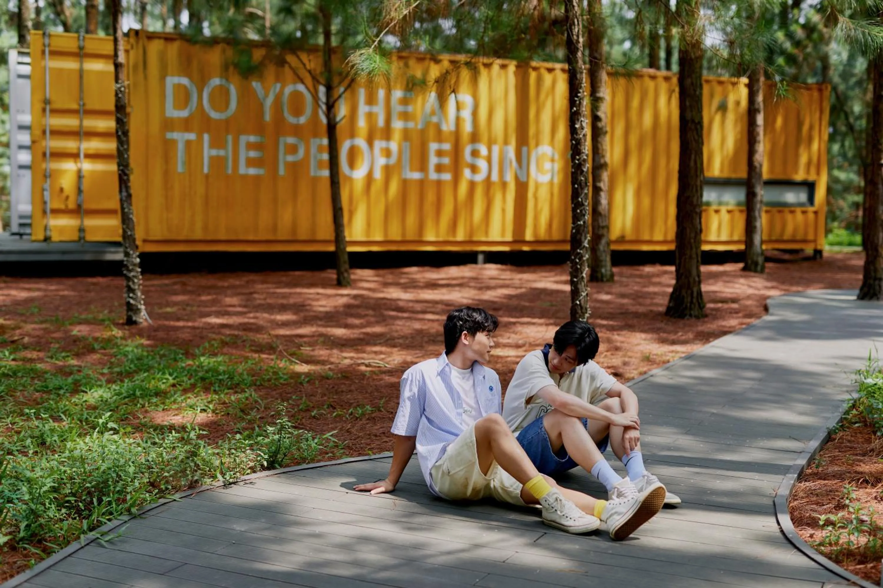 People in Flamingo Resort Dai Lai