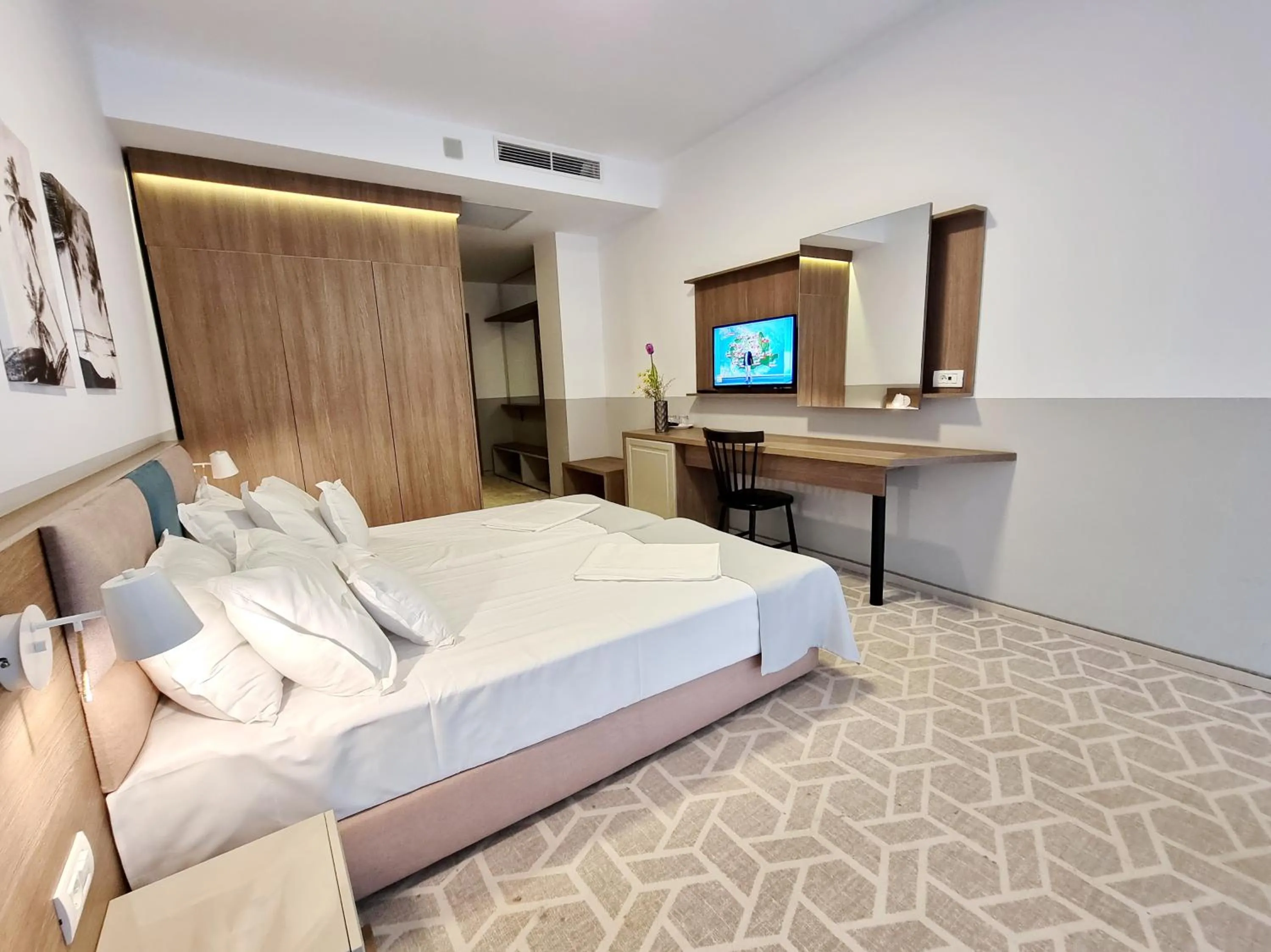 Bed in Hotel Clas Mamaia Nord