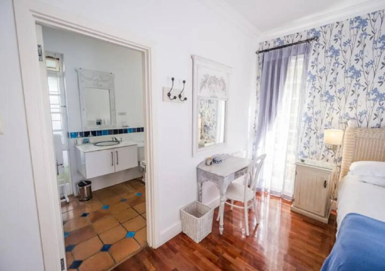 Bedroom, Bed in Admiralty Beach House