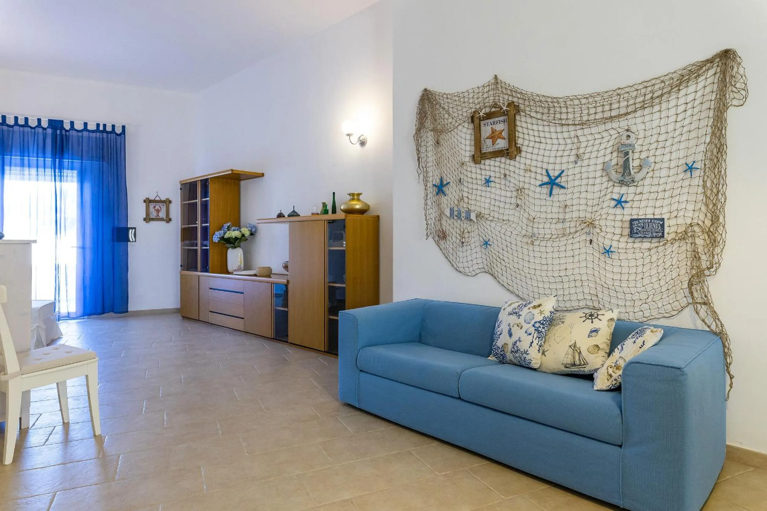 Communal lounge/ TV room in Le Terrazze b&b Capilungo