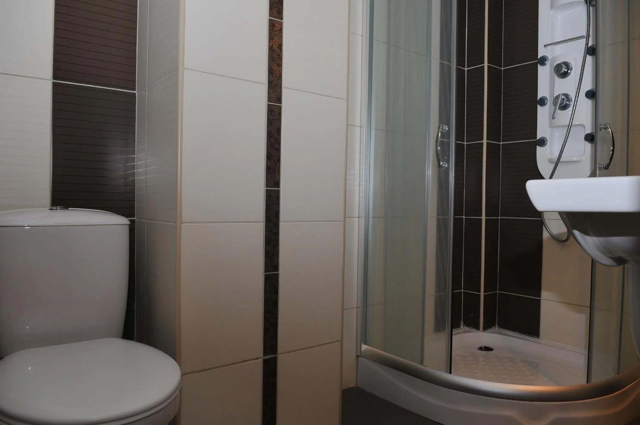 Bathroom in Family Hotel Delta