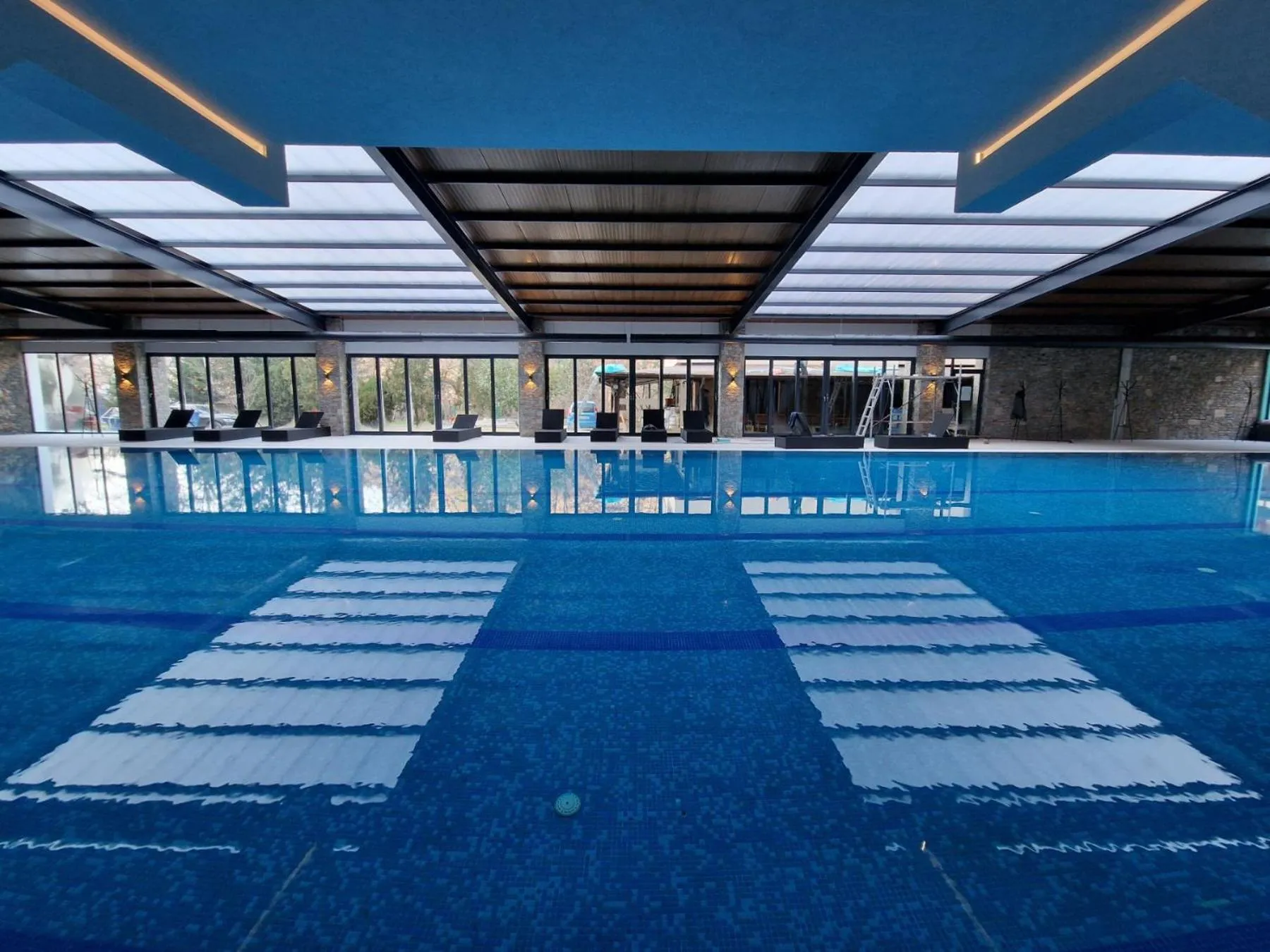 Swimming pool in Family Hotel Delta