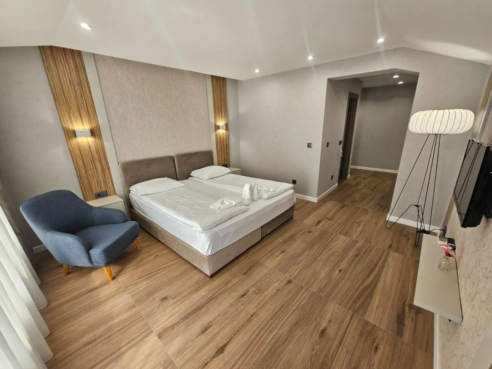 TV and multimedia, Bed in Family Hotel Delta