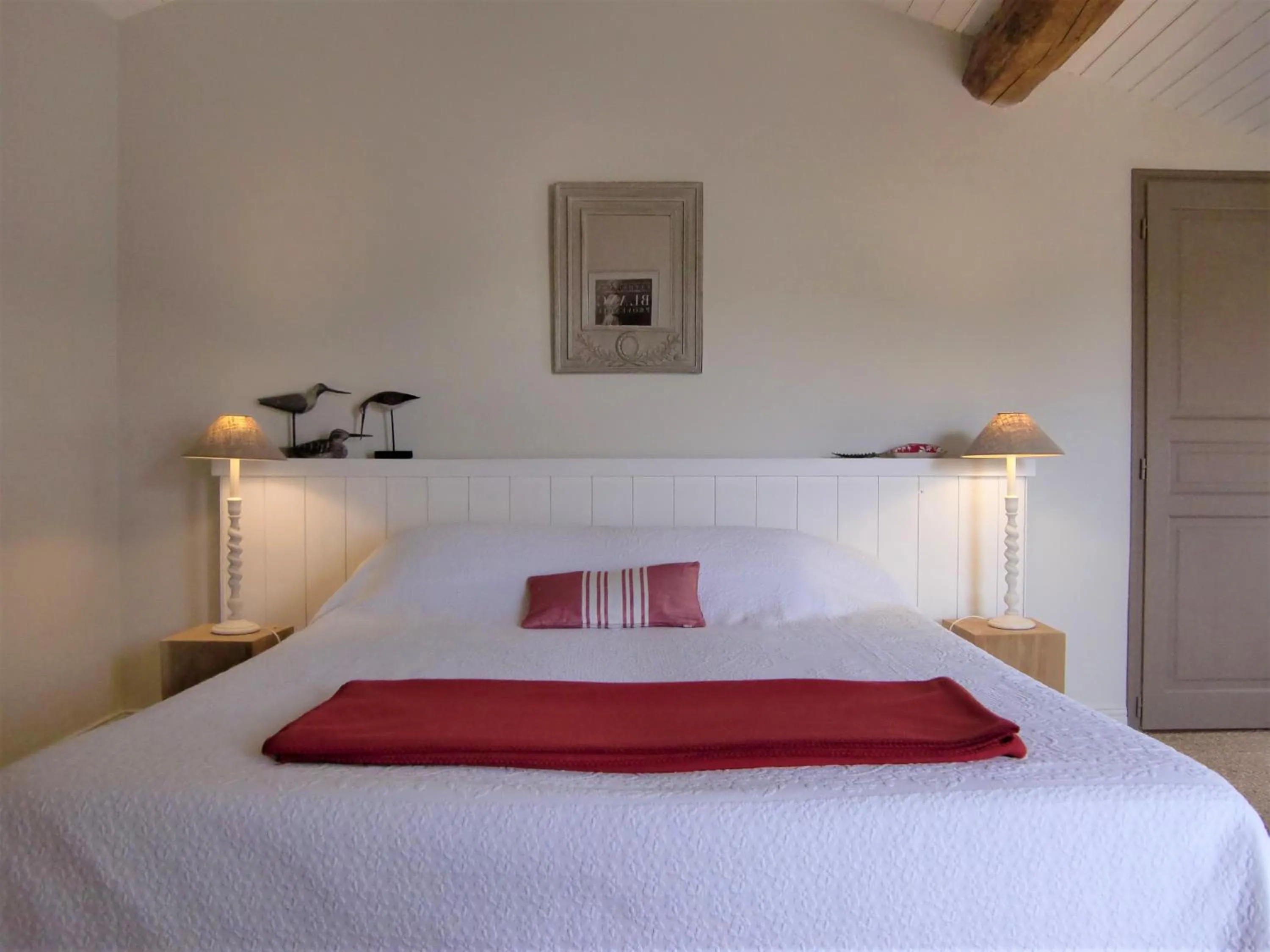 Bed in Du Côté de l'Ombrière