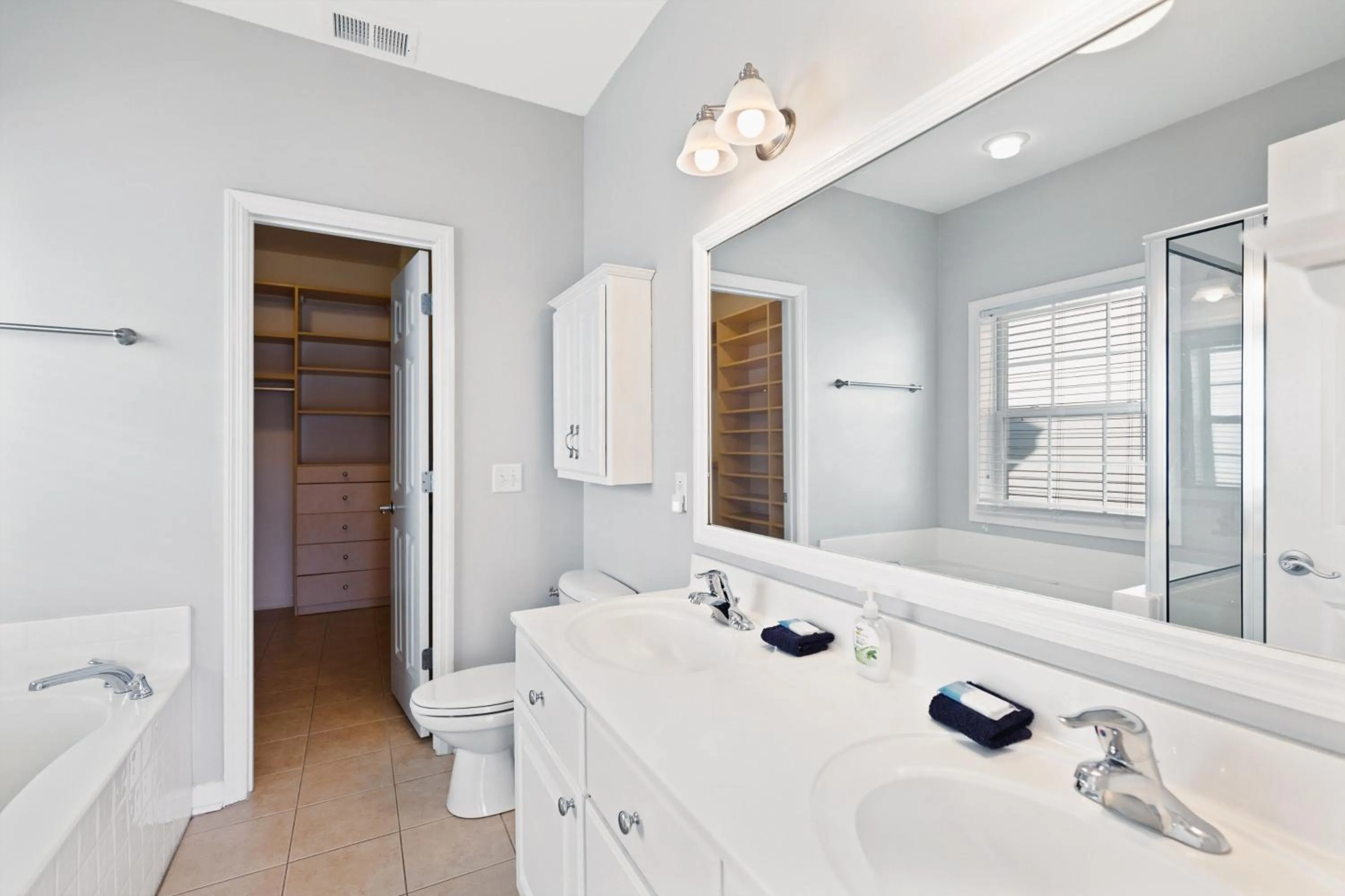 91 Waters Edge Folly Charm