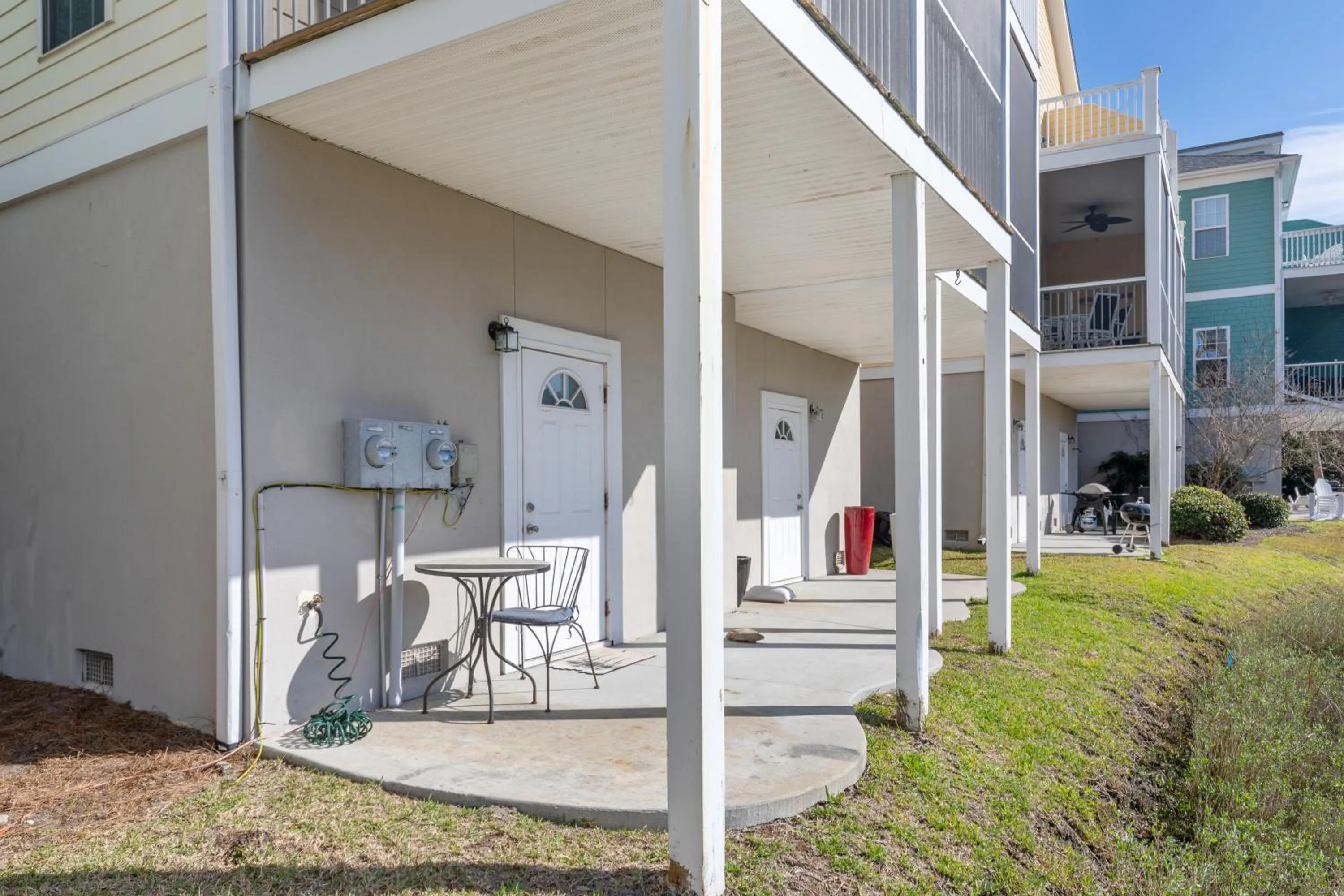 91 Waters Edge Folly Charm