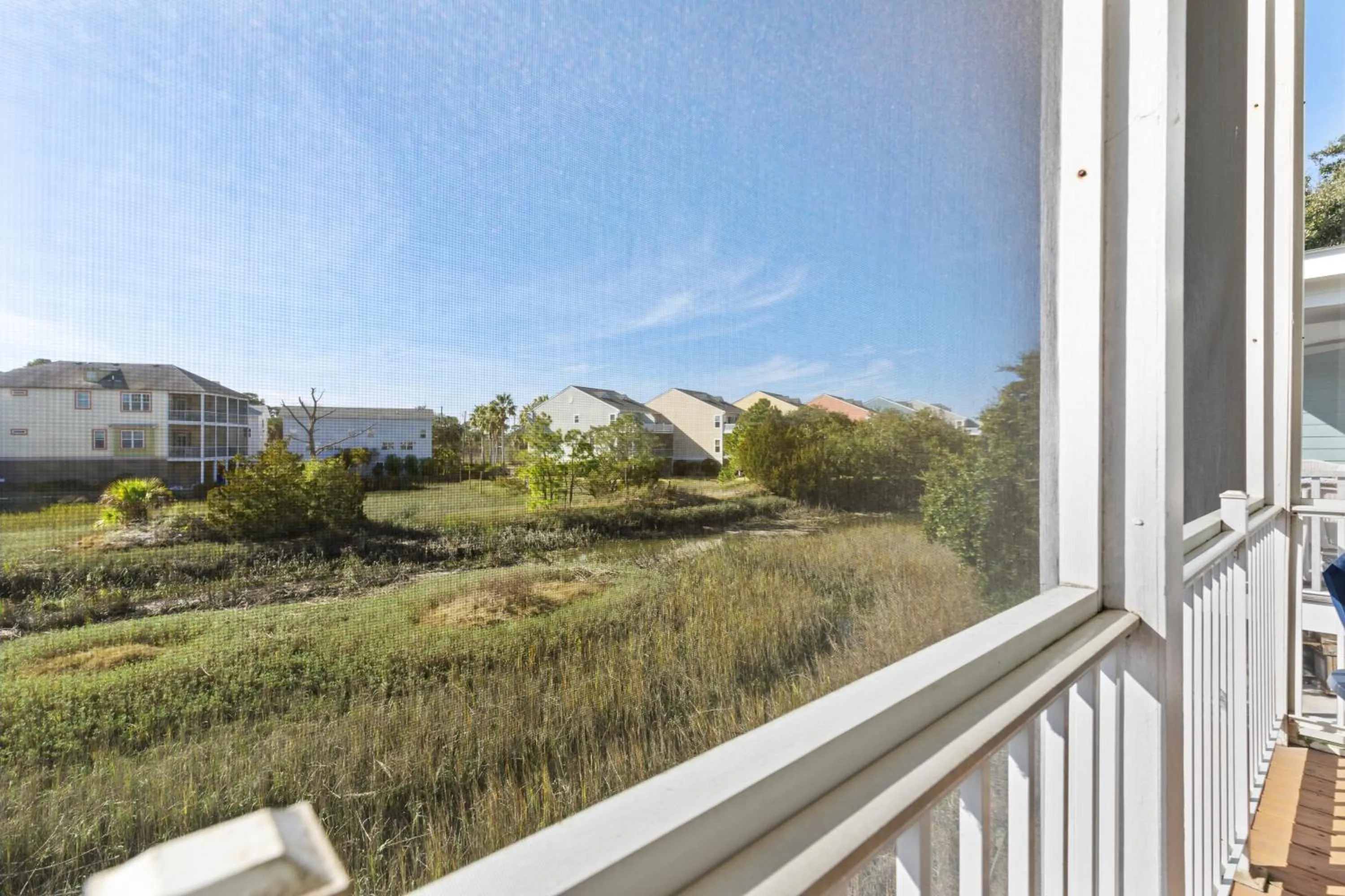 91 Waters Edge Folly Charm