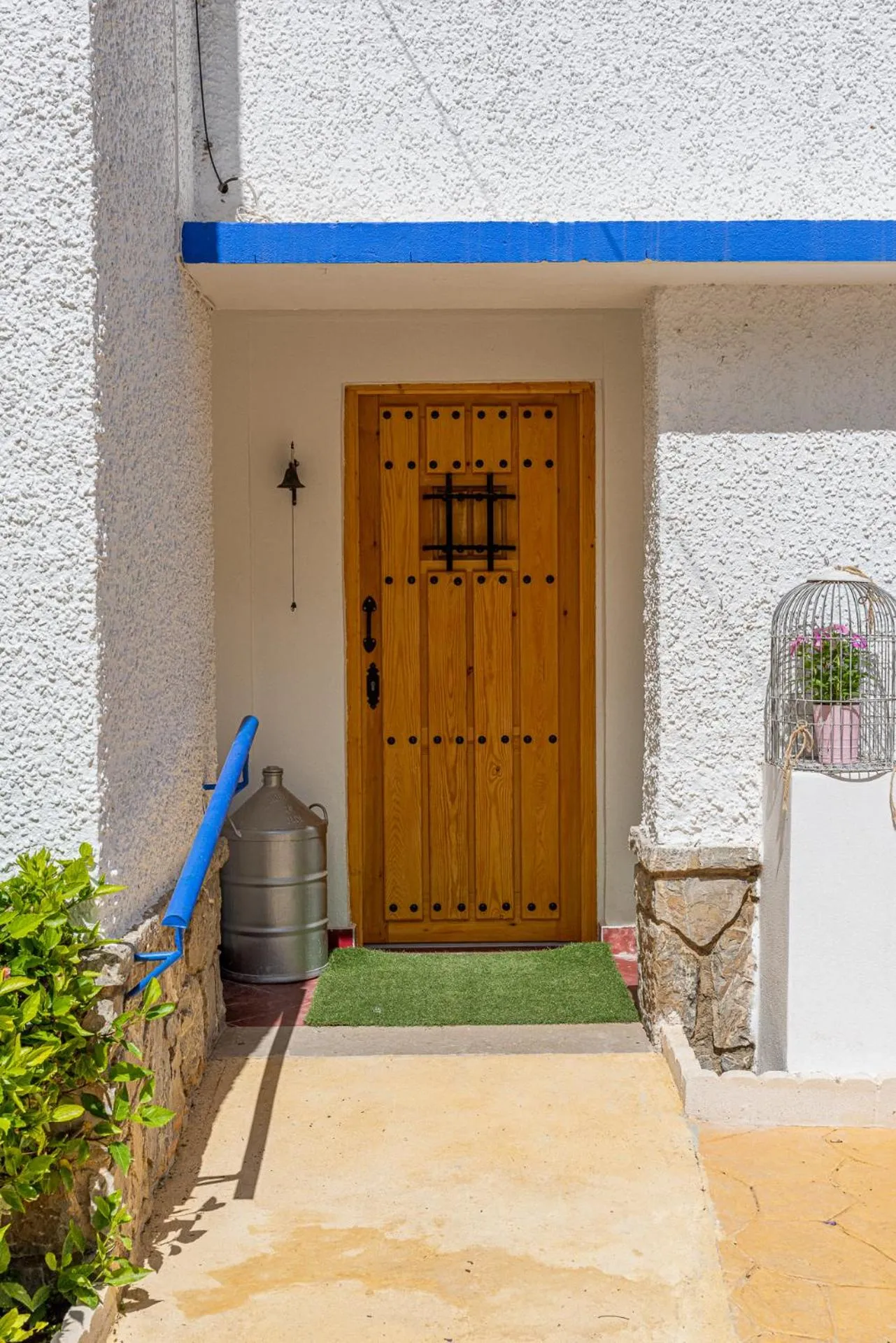 Facade/entrance in Blue Castle GuestHouse