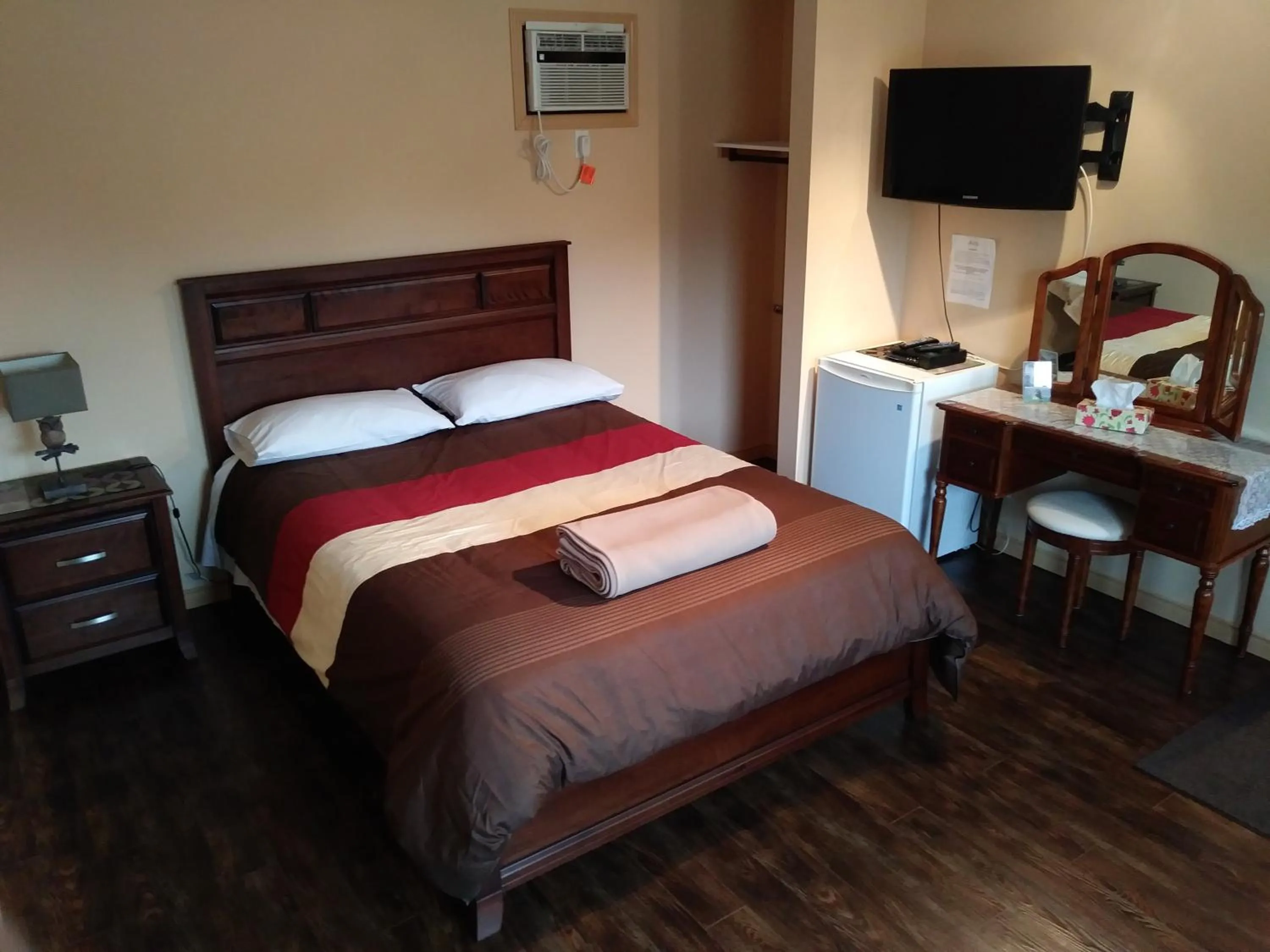 Bed in Motel la Maison de Travers