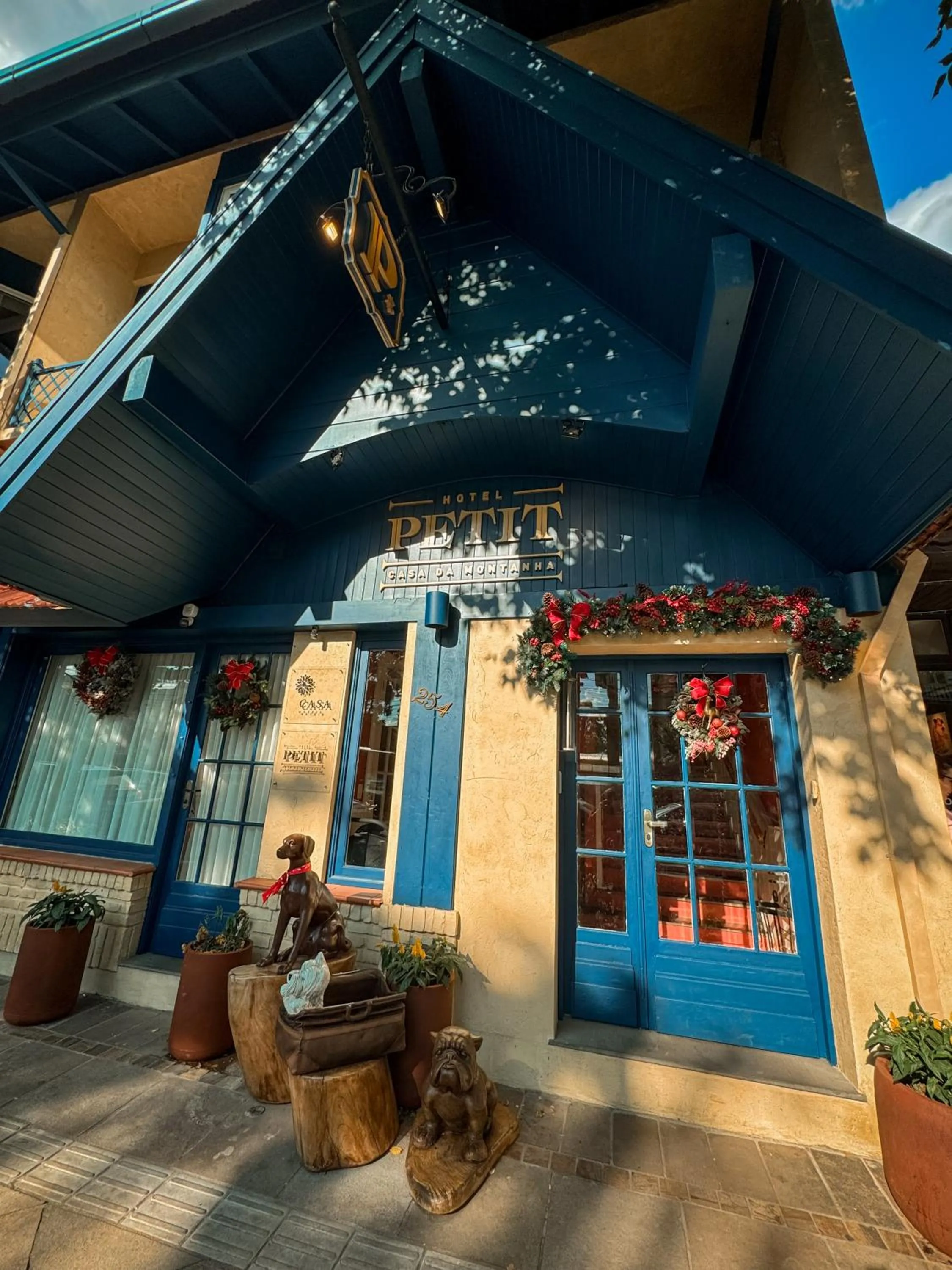 Property building in Petit Casa da Montanha