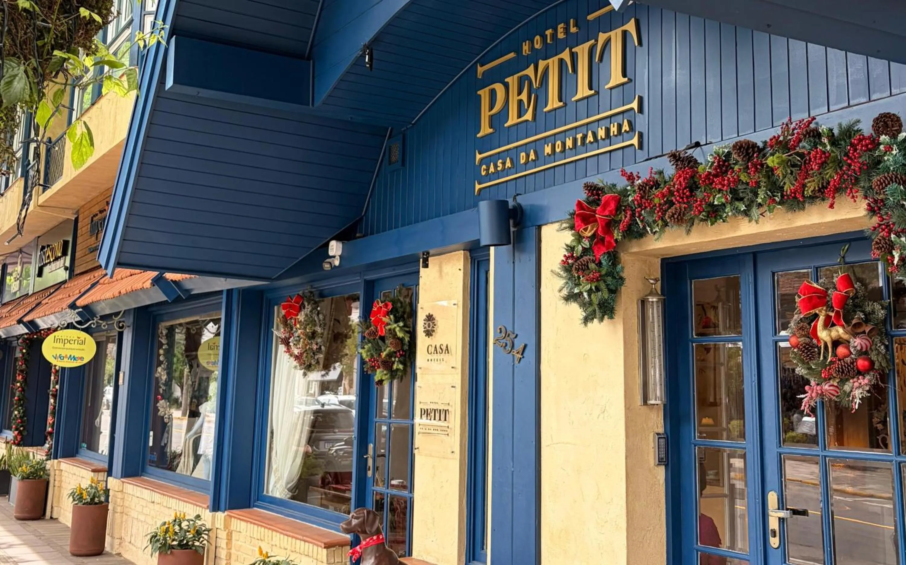 Property building in Petit Casa da Montanha