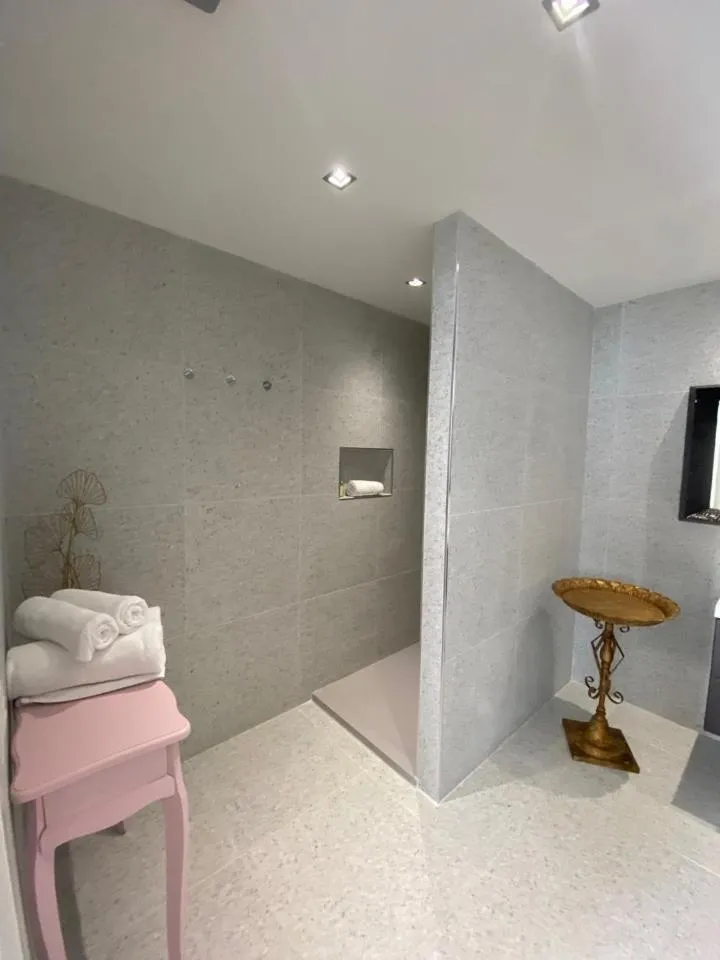 Shower in B&B Da Patty